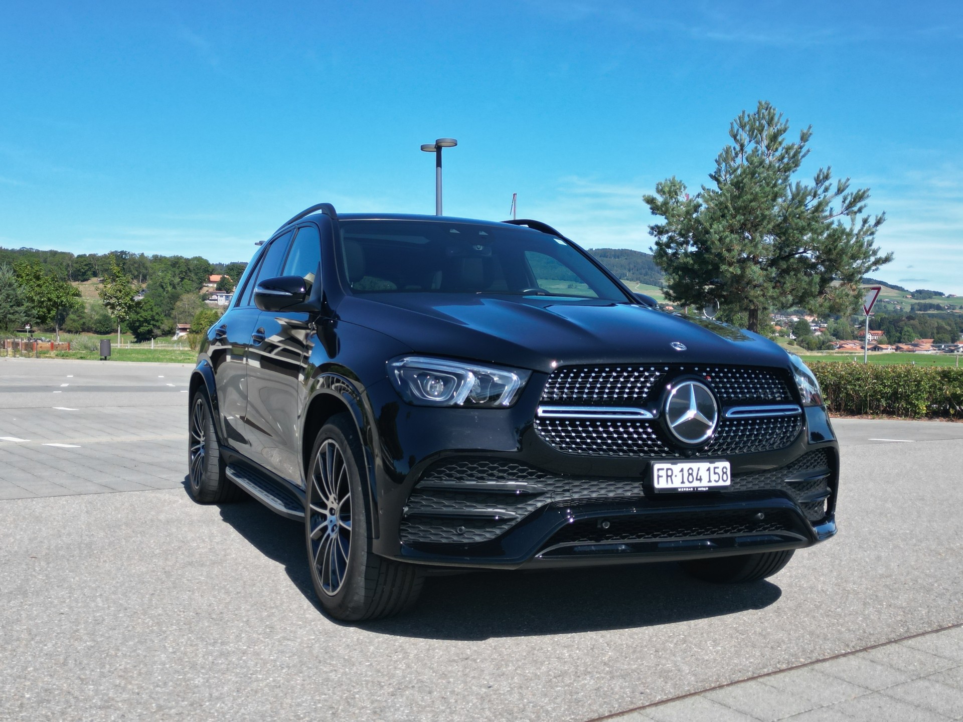 MERCEDES-BENZ E 4MATIC AMG Line (v167)-image-0