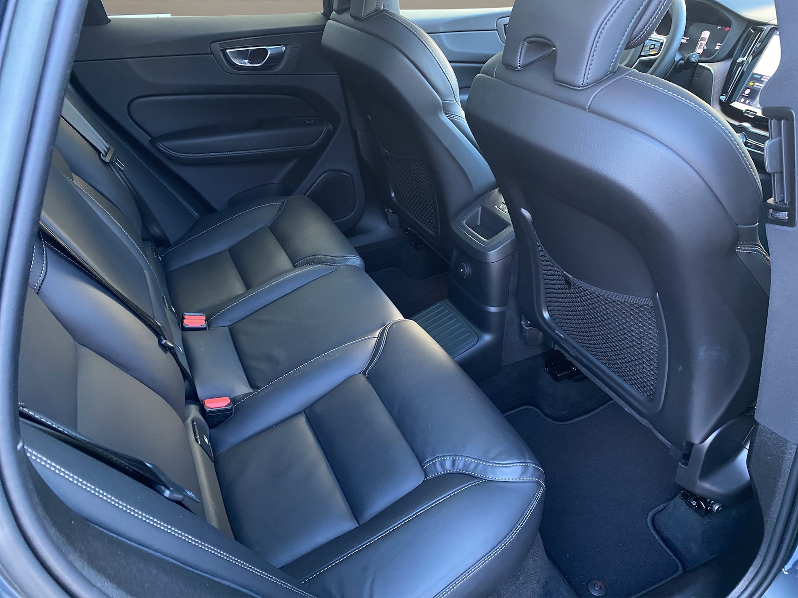 VOLVO XC60 2.0 T6 TE Ultimate Bright eAWD-image-10