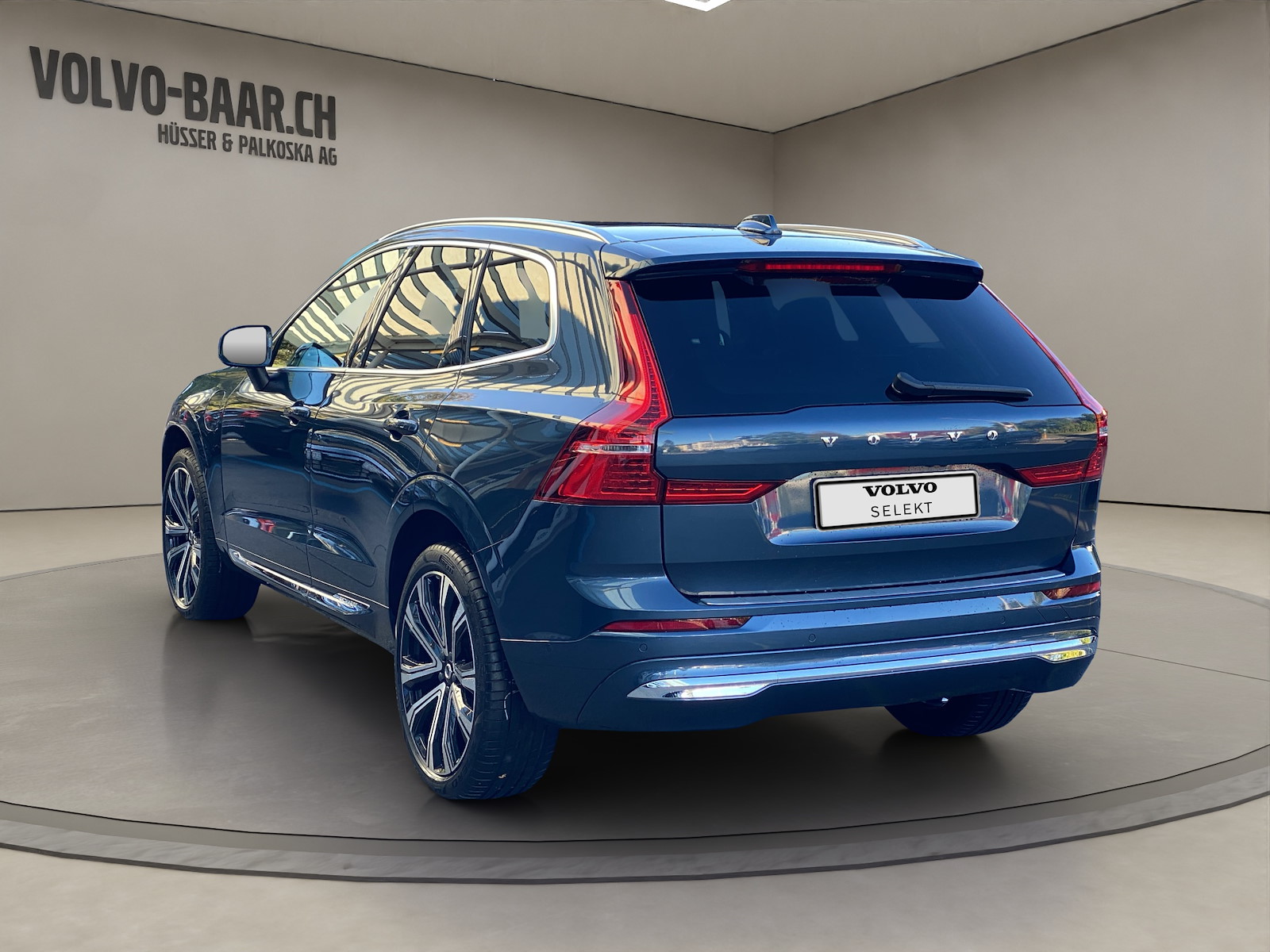 VOLVO XC60 2.0 T6 TE Ultimate Bright eAWD-image-2