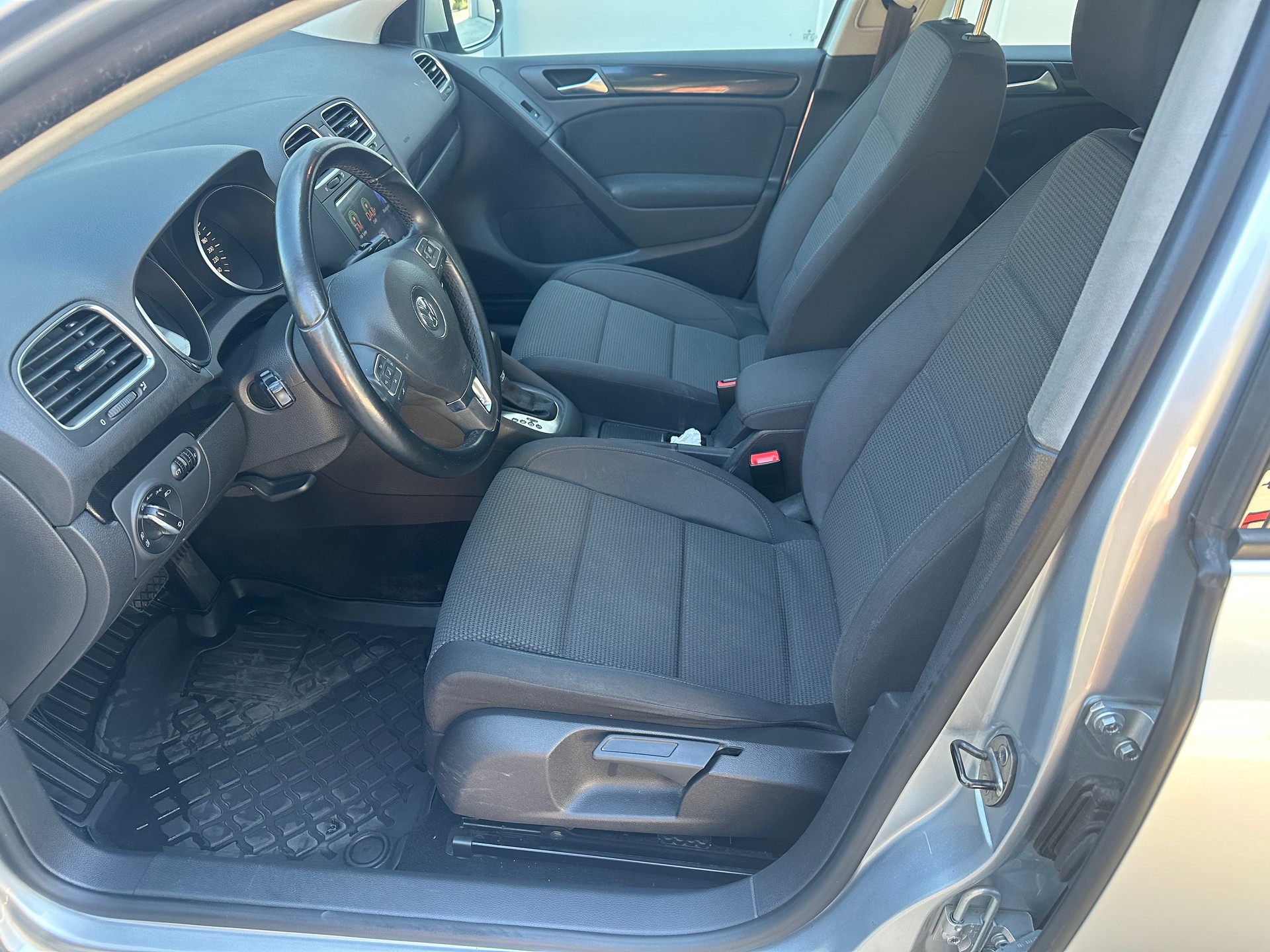 VW Golf 1.4 TSI Comfortline DSG-image-9