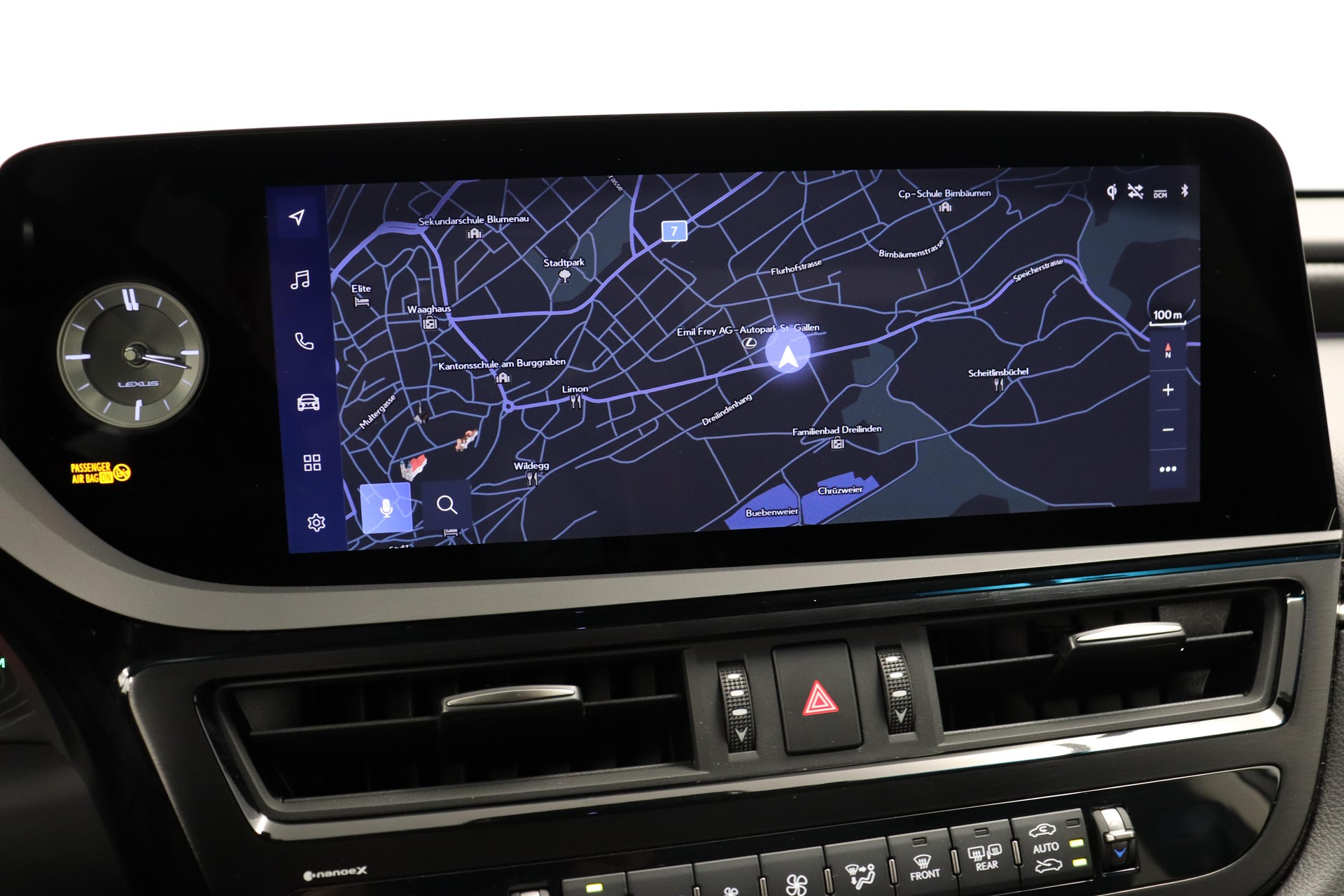 LEXUS ES 300h Excellence-image-5