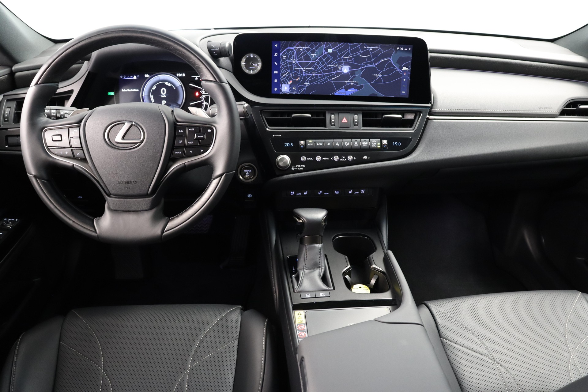 LEXUS ES 300h Excellence-image-9