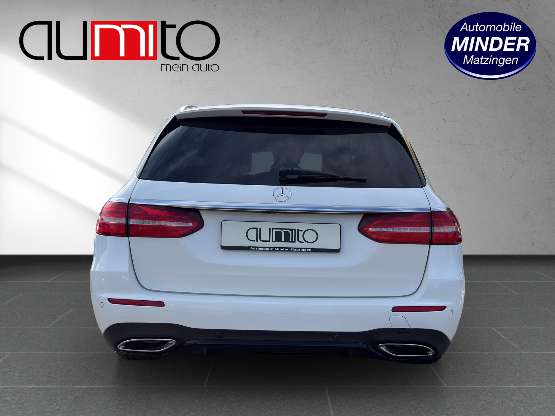 MERCEDES-BENZ E 400 AMG Line 4 Matic 9G-Tronic-image-3