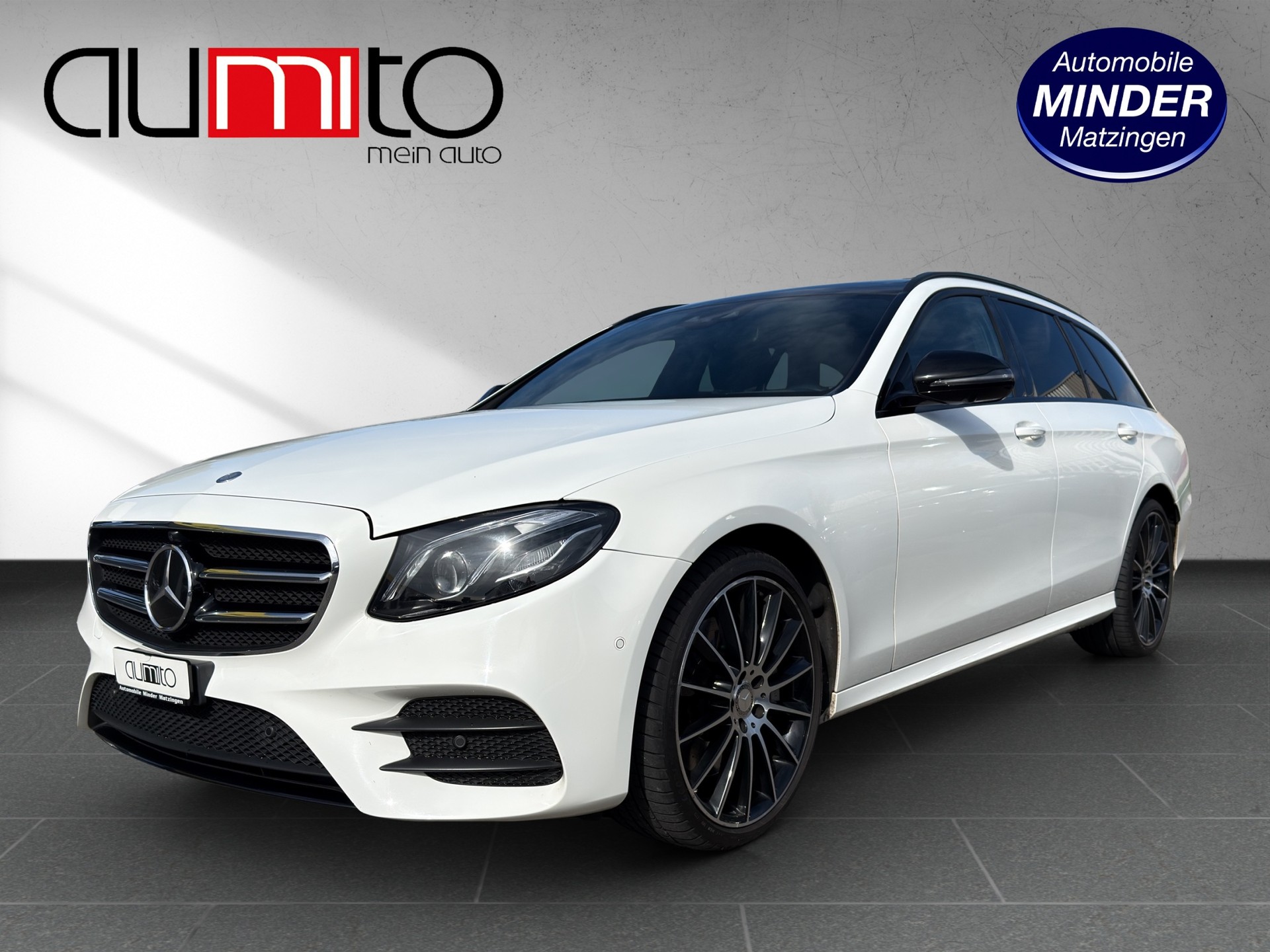 MERCEDES-BENZ E 400 AMG Line 4 Matic 9G-Tronic-image-12