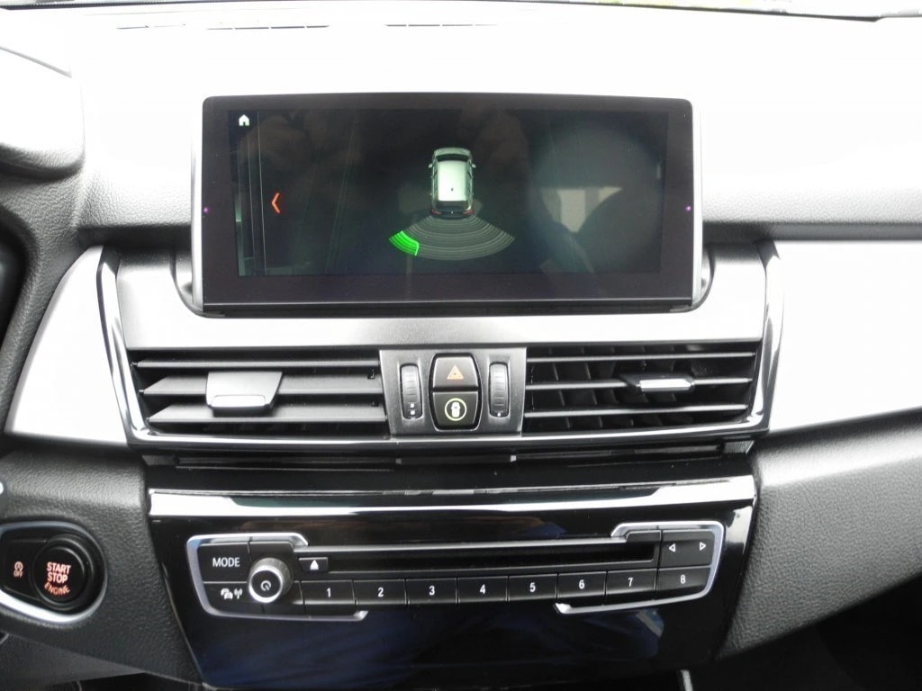 BMW 220d xDrive Gran Tourer Steptronic **GR-Navi ** Head UP Display ** Gratis Servicepaket ** Ab MFK **-image-5