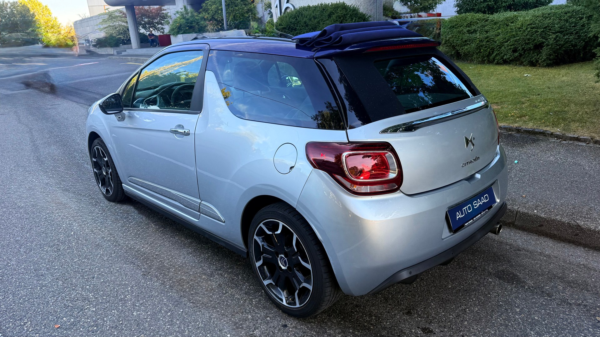 DS AUTOMOBILES DS3 Cabrio 1.2 VTi Chic-image-5
