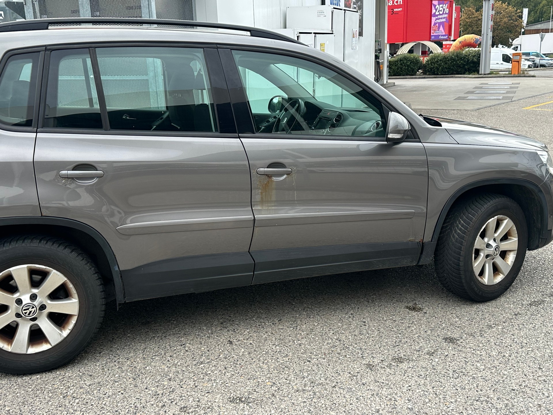 VW Tiguan 2.0 TDI Sport&Style-image-12