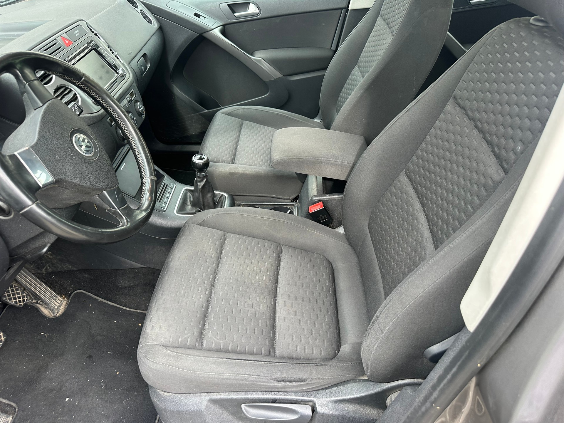 VW Tiguan 2.0 TDI Sport&Style-image-6