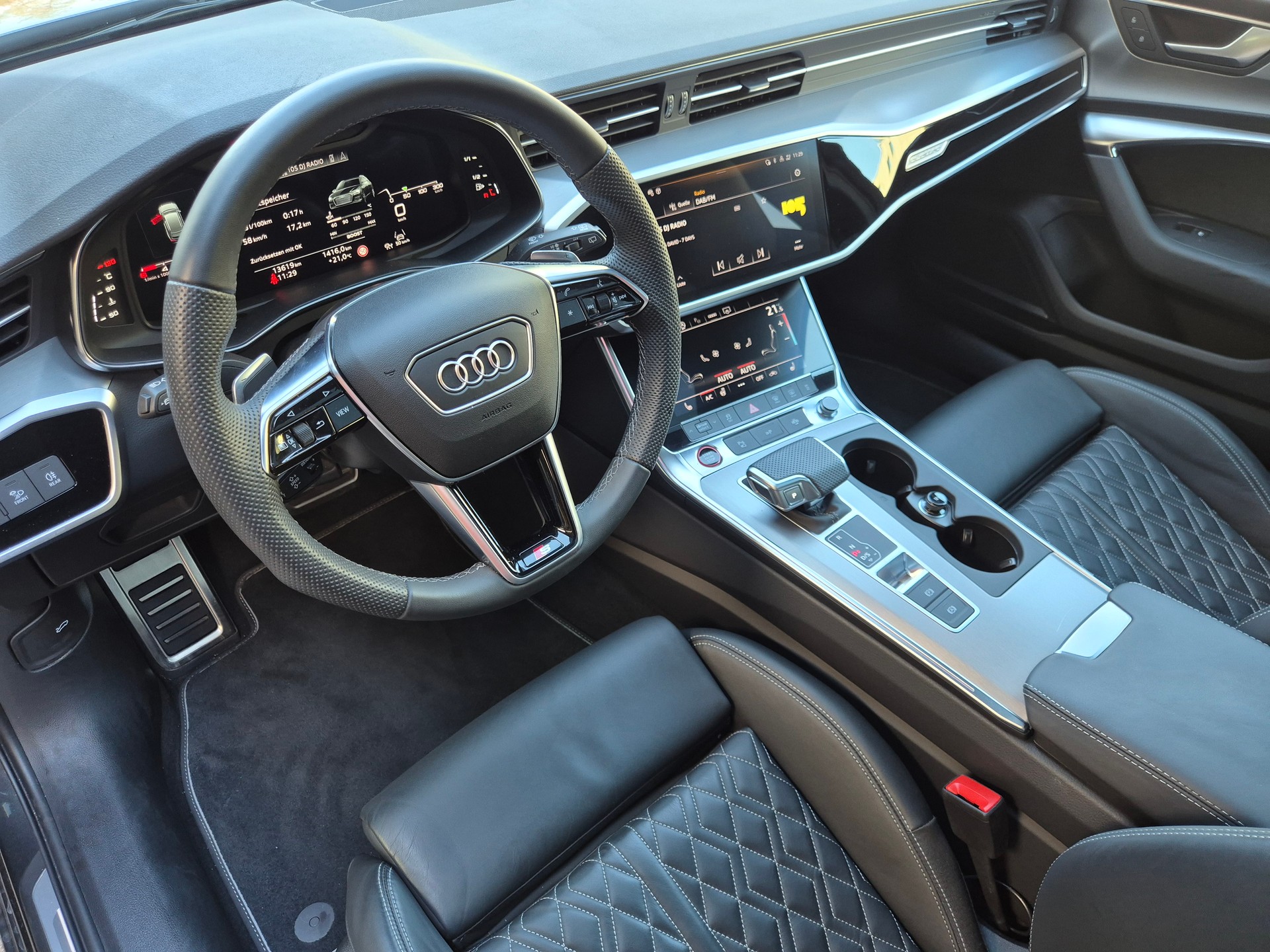 AUDI S6 Avant 3.0 TDI quattro tiptronic-image-11