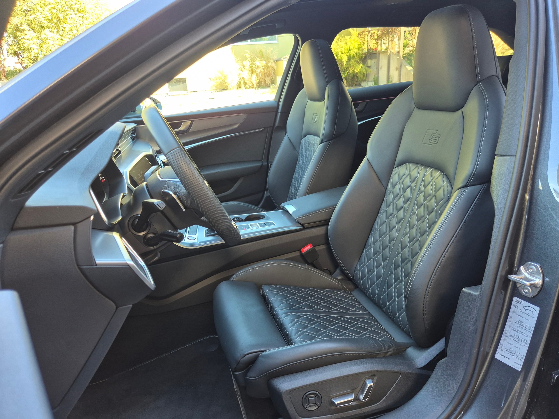 AUDI S6 Avant 3.0 TDI quattro tiptronic-image-10