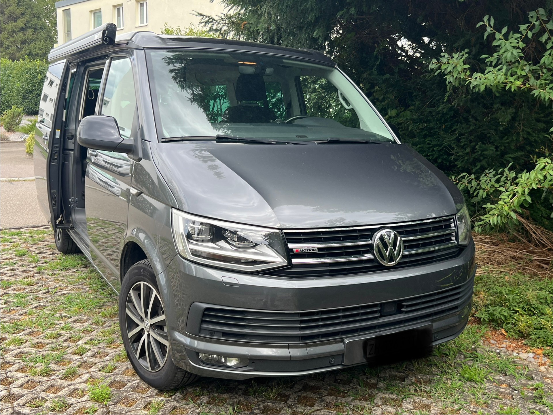 VW California 2.0 TDI 204 Beach DSG 4motion ad blue-image-0