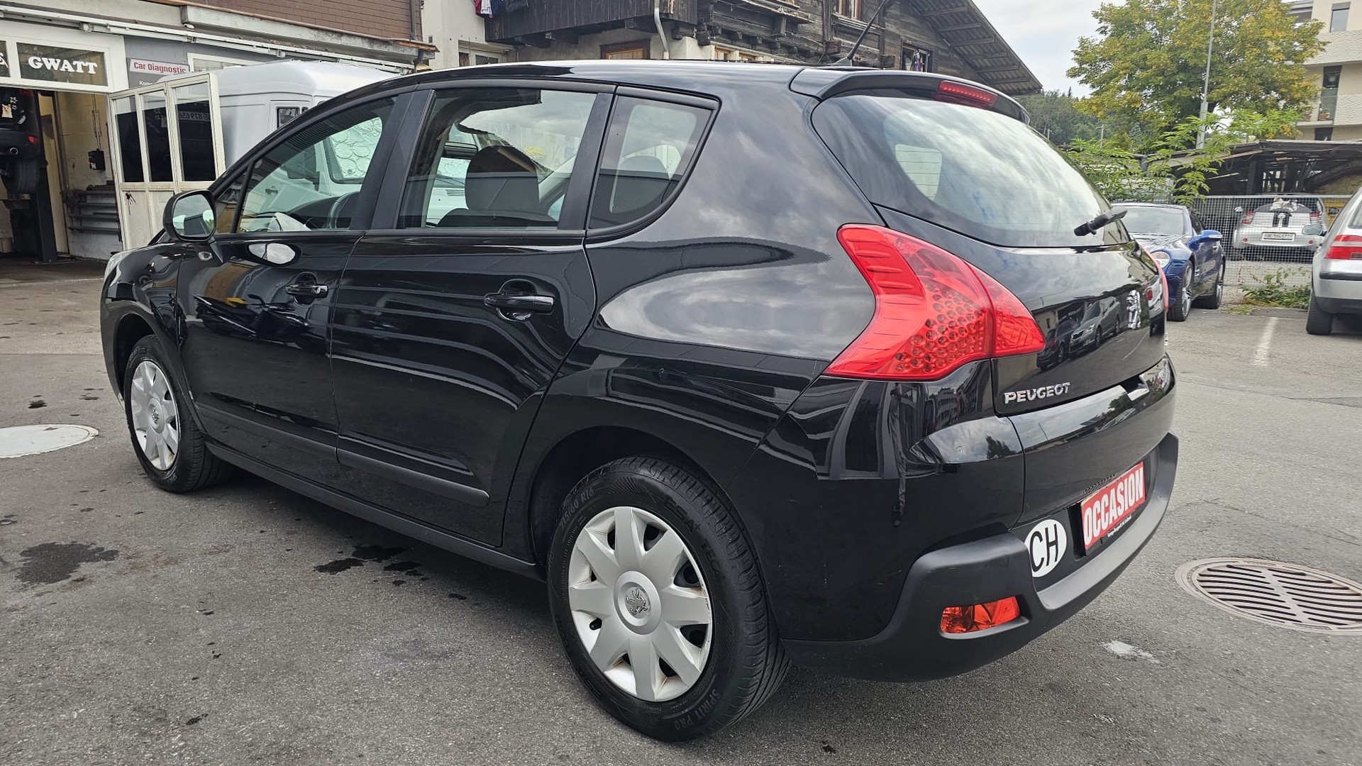 PEUGEOT 3008 1.6 16V VTI Trendy Clim-image-6