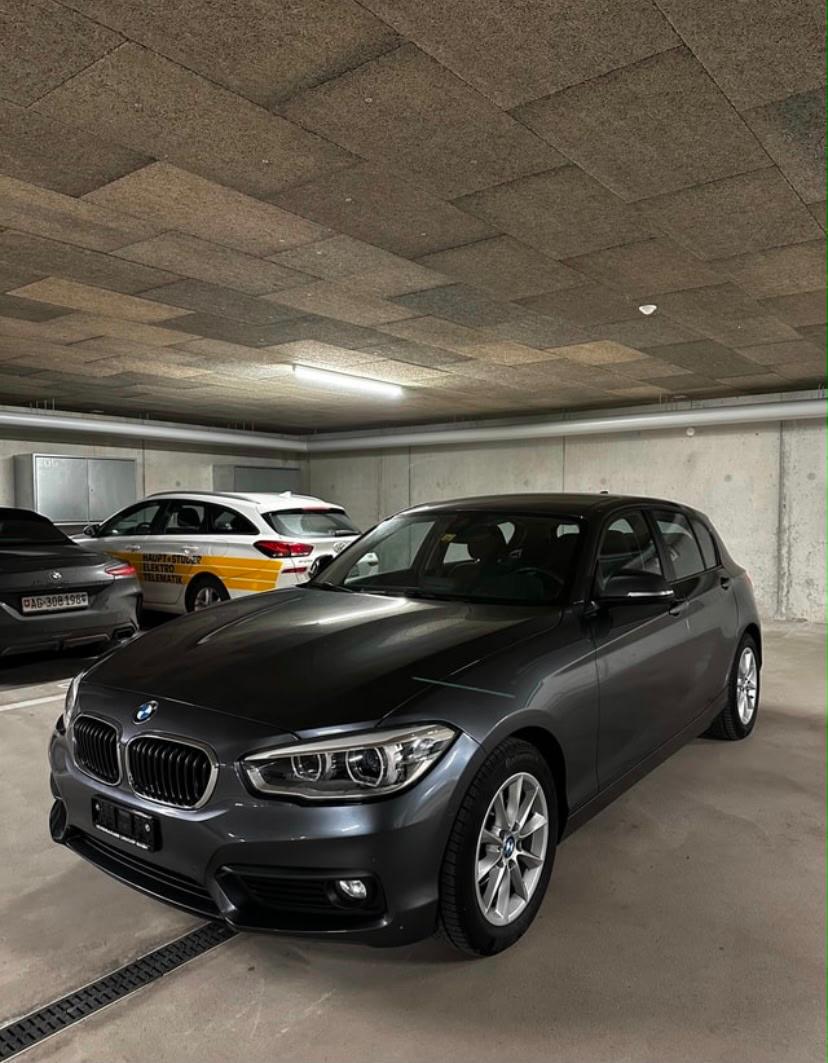 BMW 118i-image-0