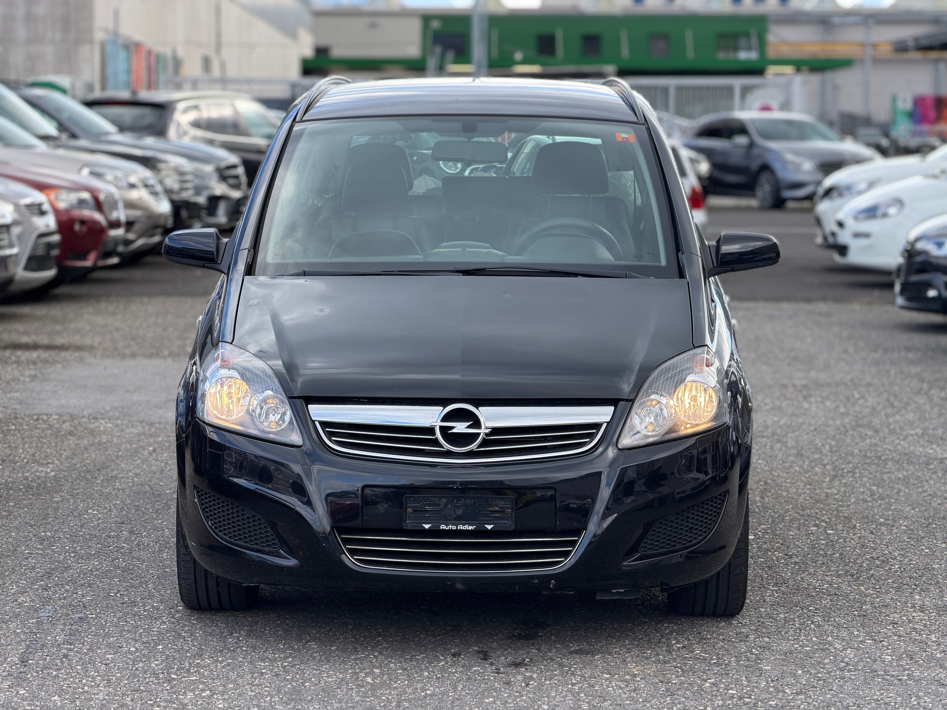 OPEL Zafira 2.2i 16V Sport Automatic