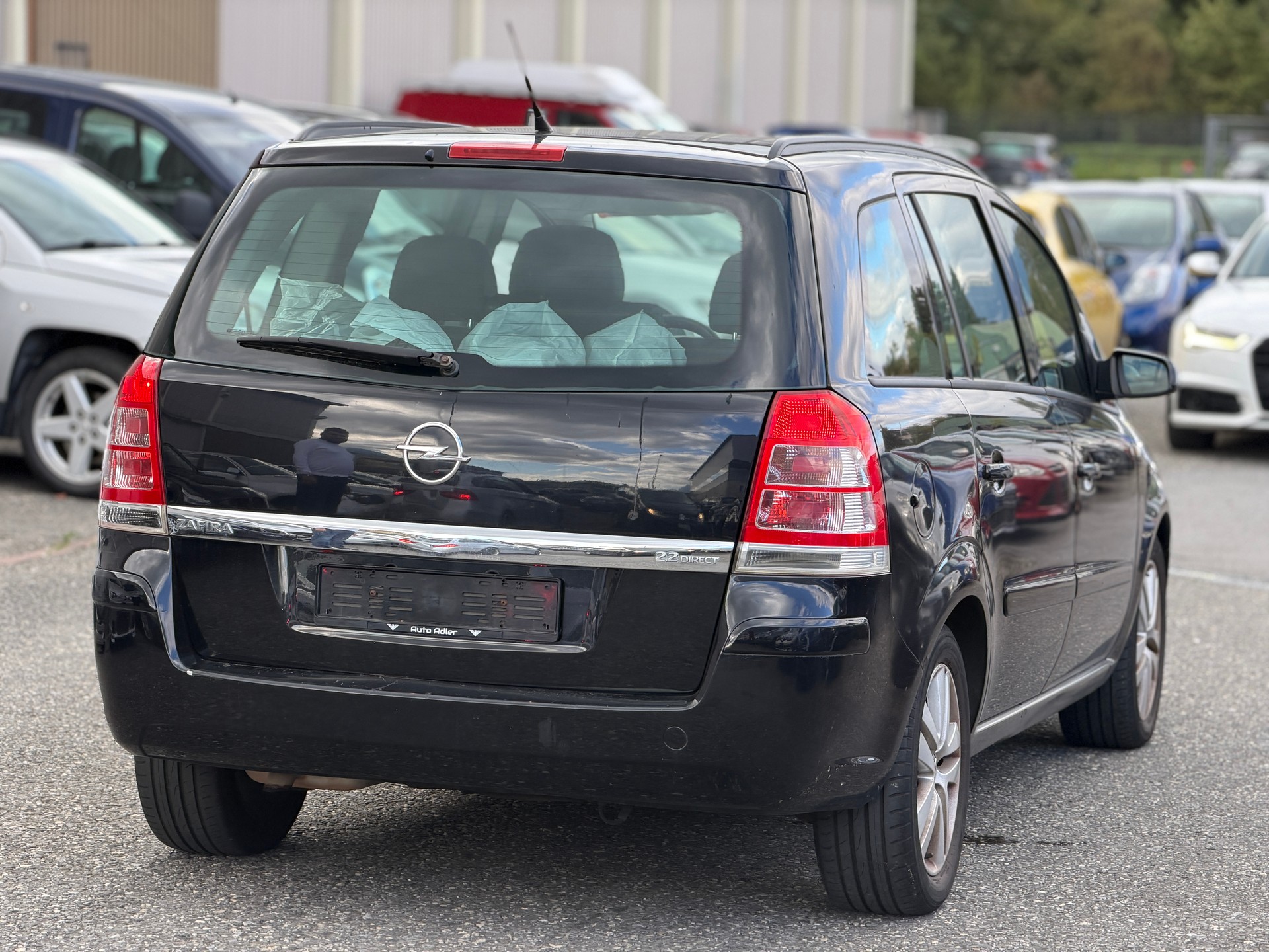 OPEL Zafira 2.2i 16V Sport Automatic-image-3