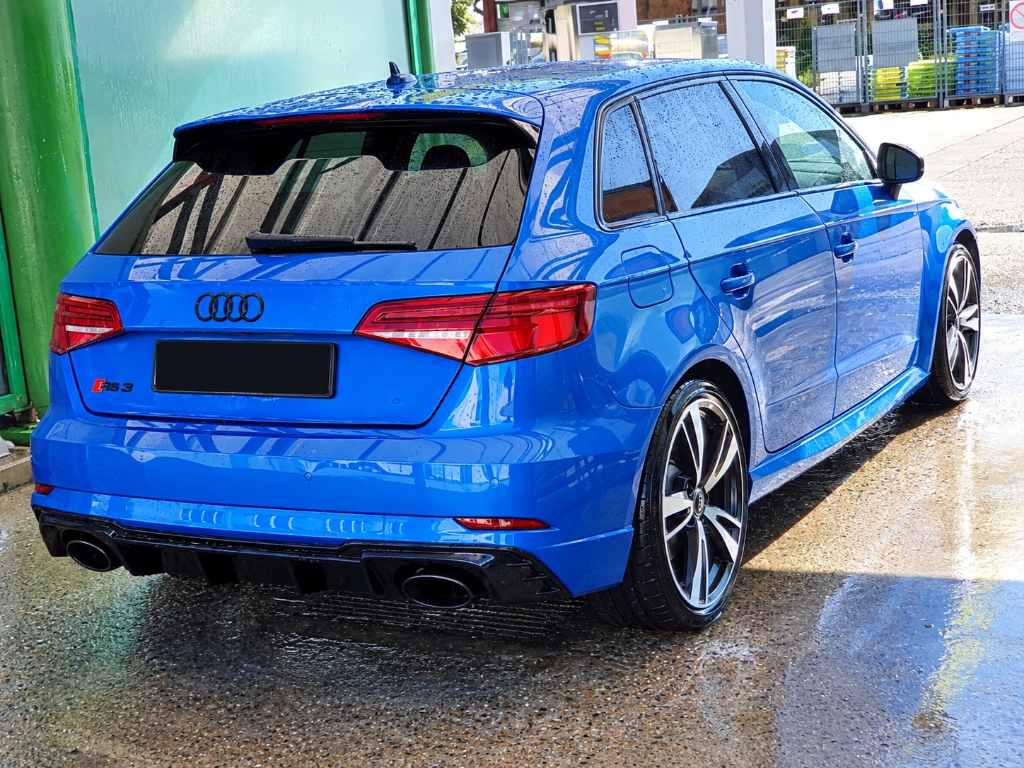 AUDI 2.5 T FSI quattro S-Tronic-image-0