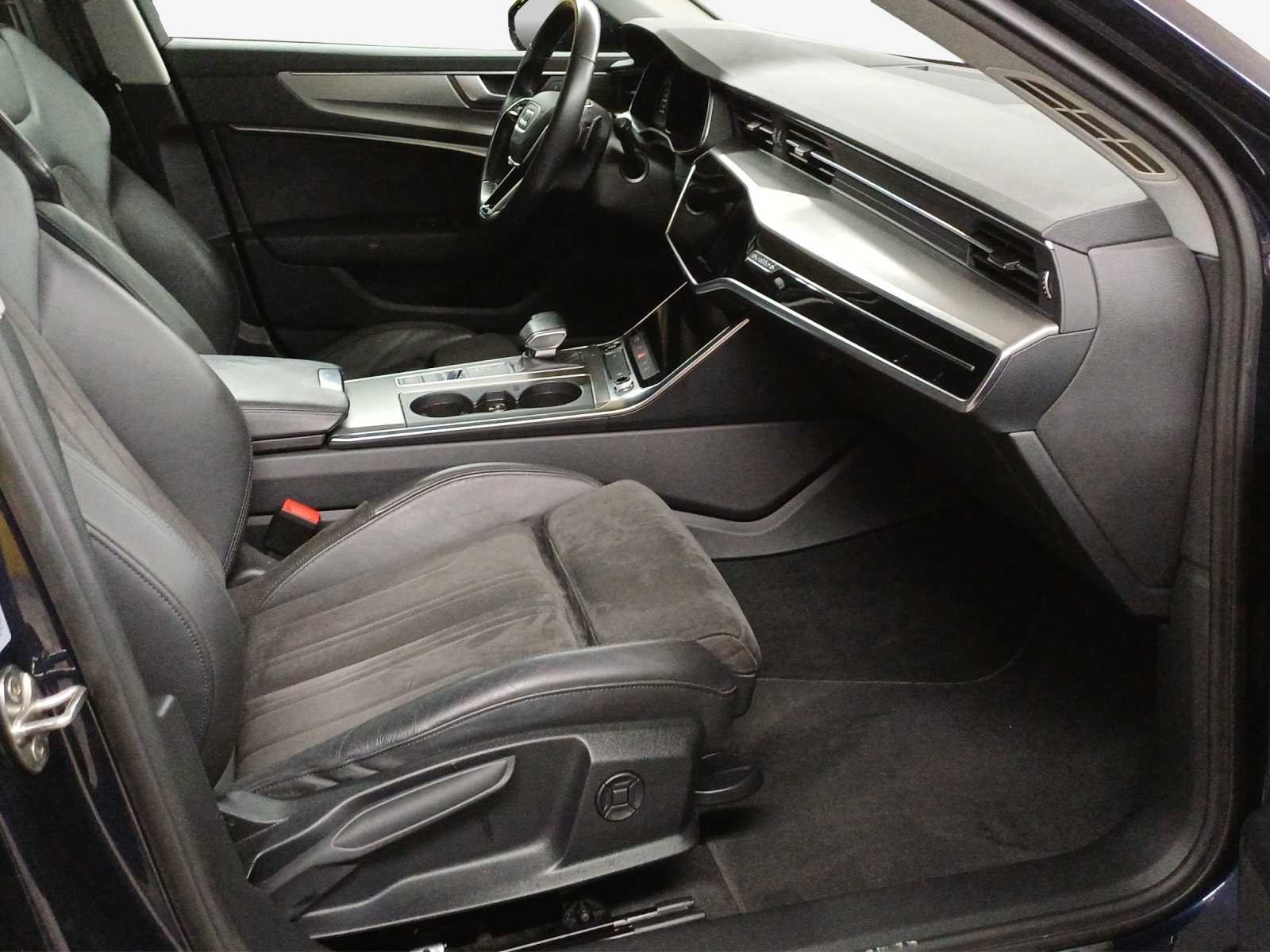 AUDI A6 Avant 40 TDI Sport quattro S-tronic-image-13