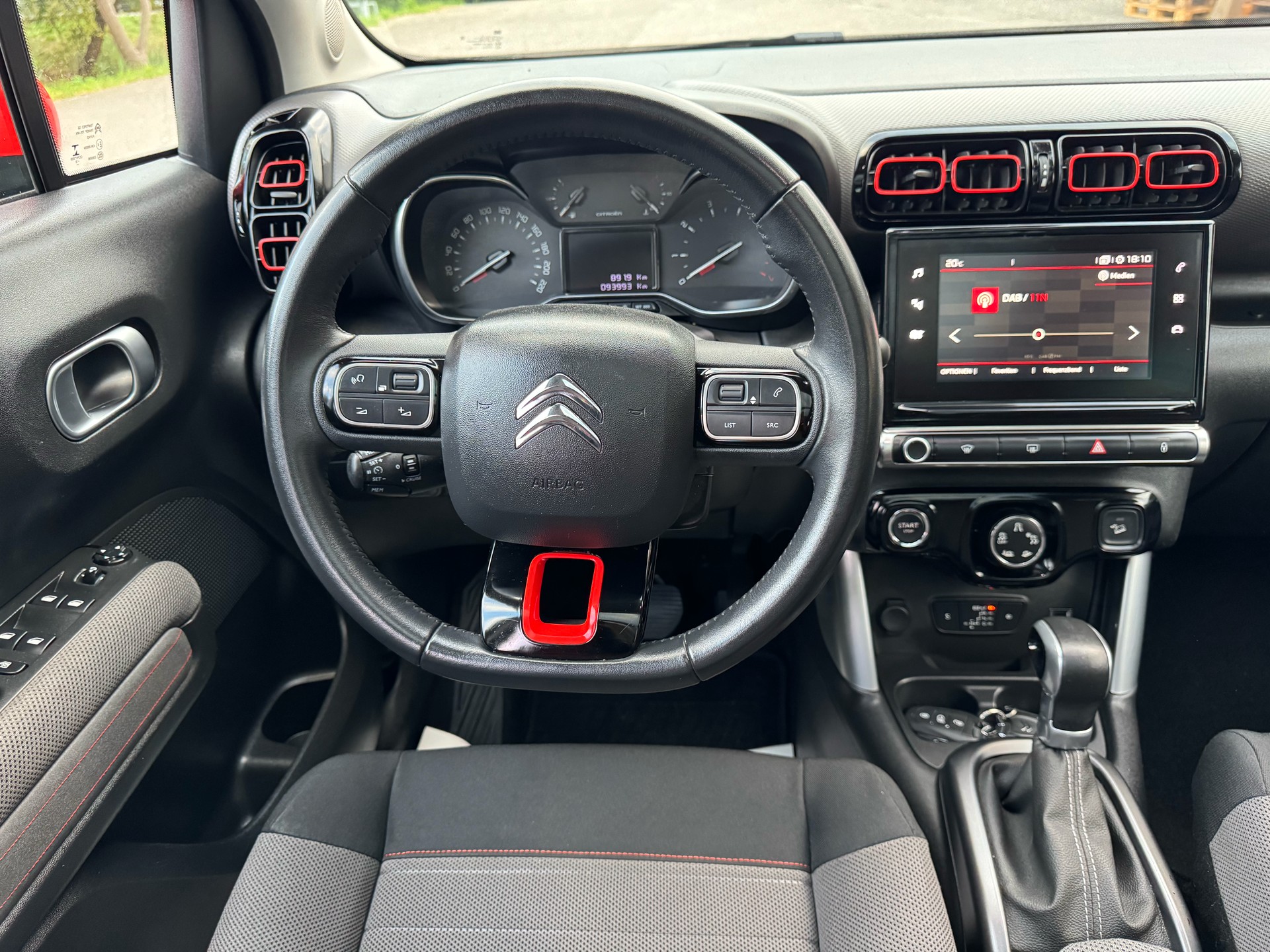 CITROEN C3 Aircross 1.2i PureTech Shine EAT-image-17