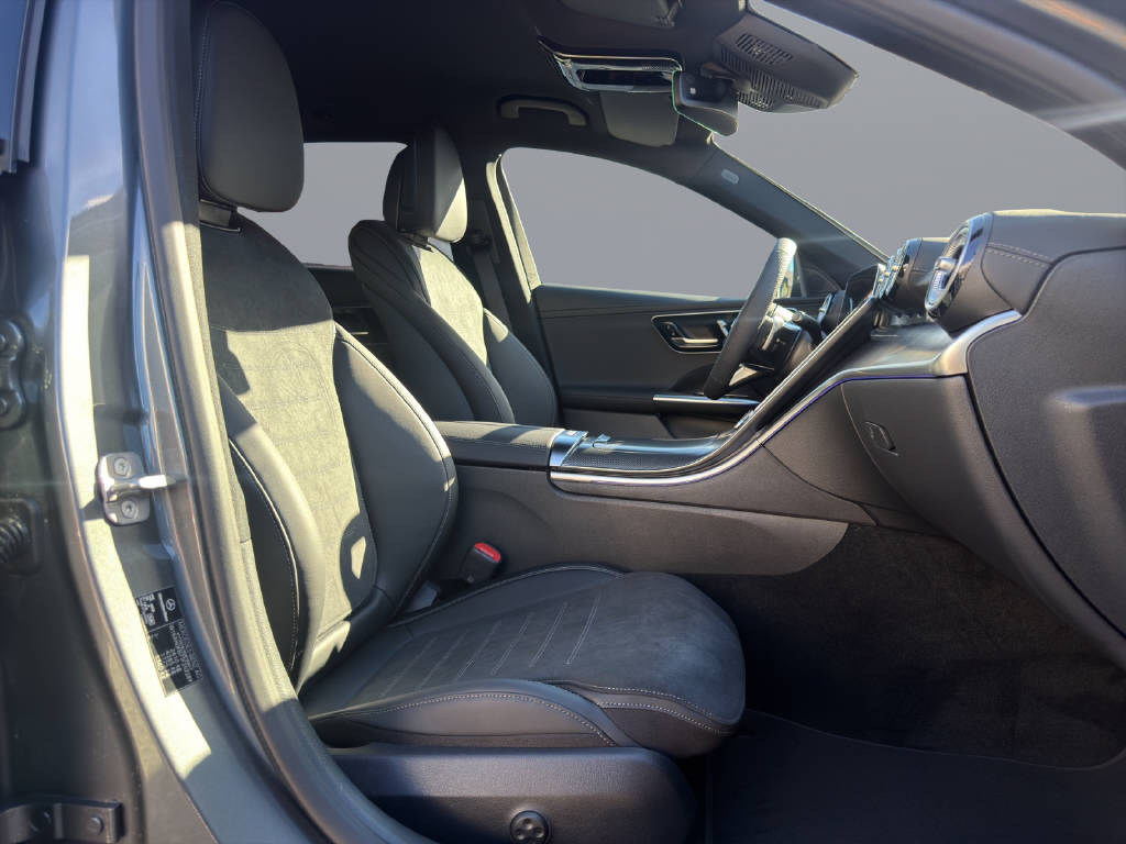 MERCEDES-BENZ C 220 d Swiss Star AMG Line 4matic Kombi-image-15