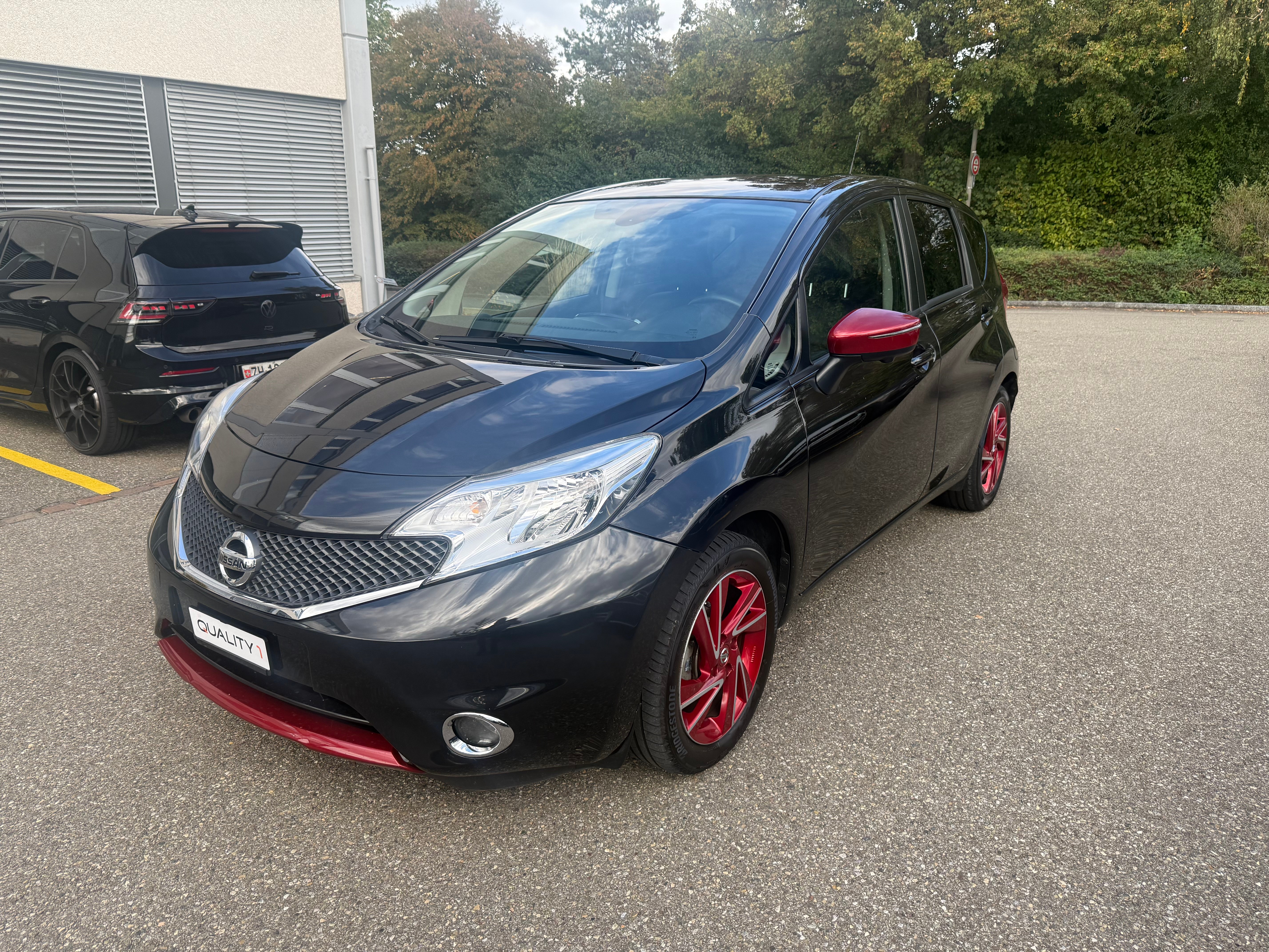 Car photo