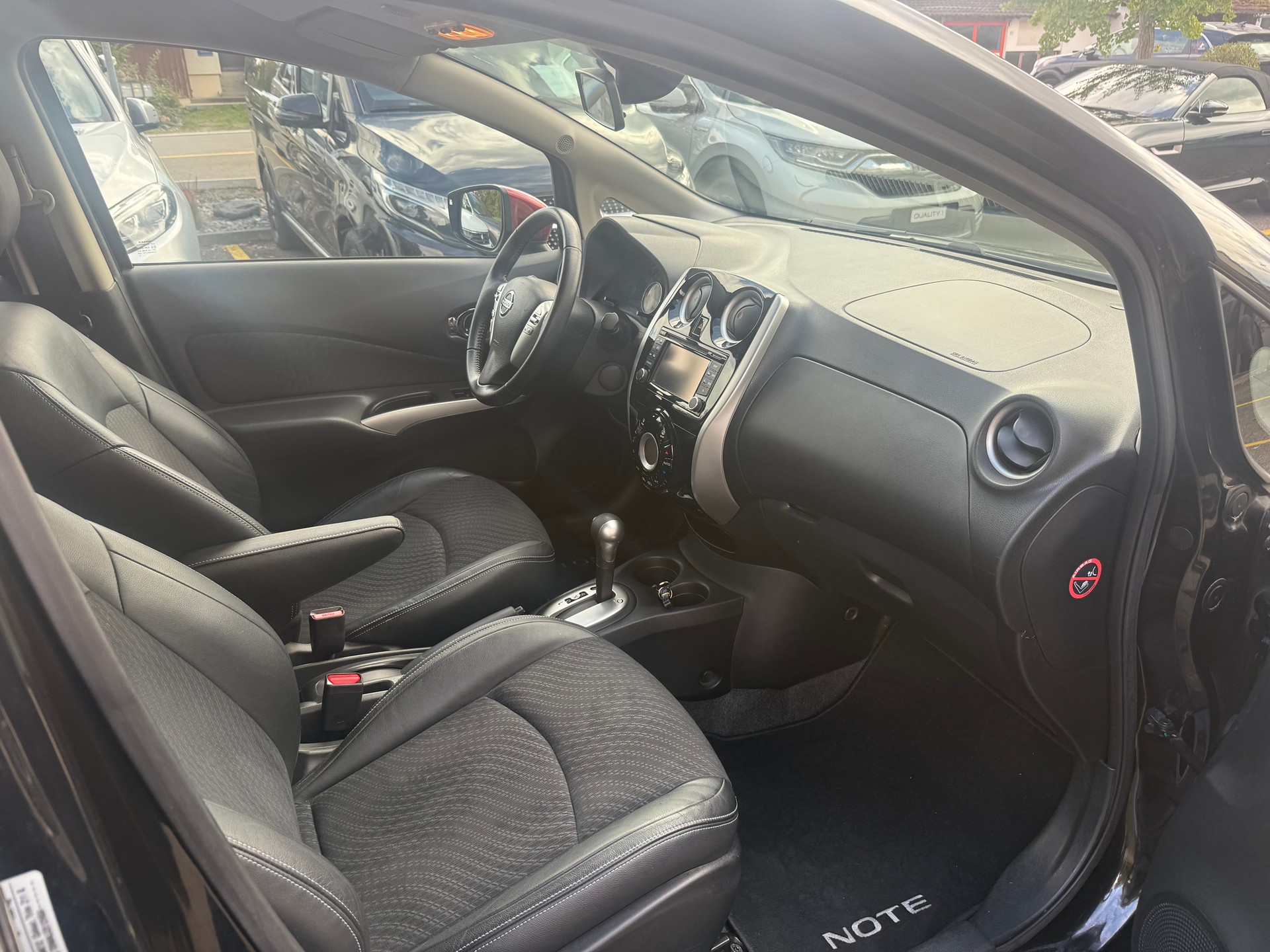 NISSAN Note 1.2 DIG-S tekna CVT-image-8