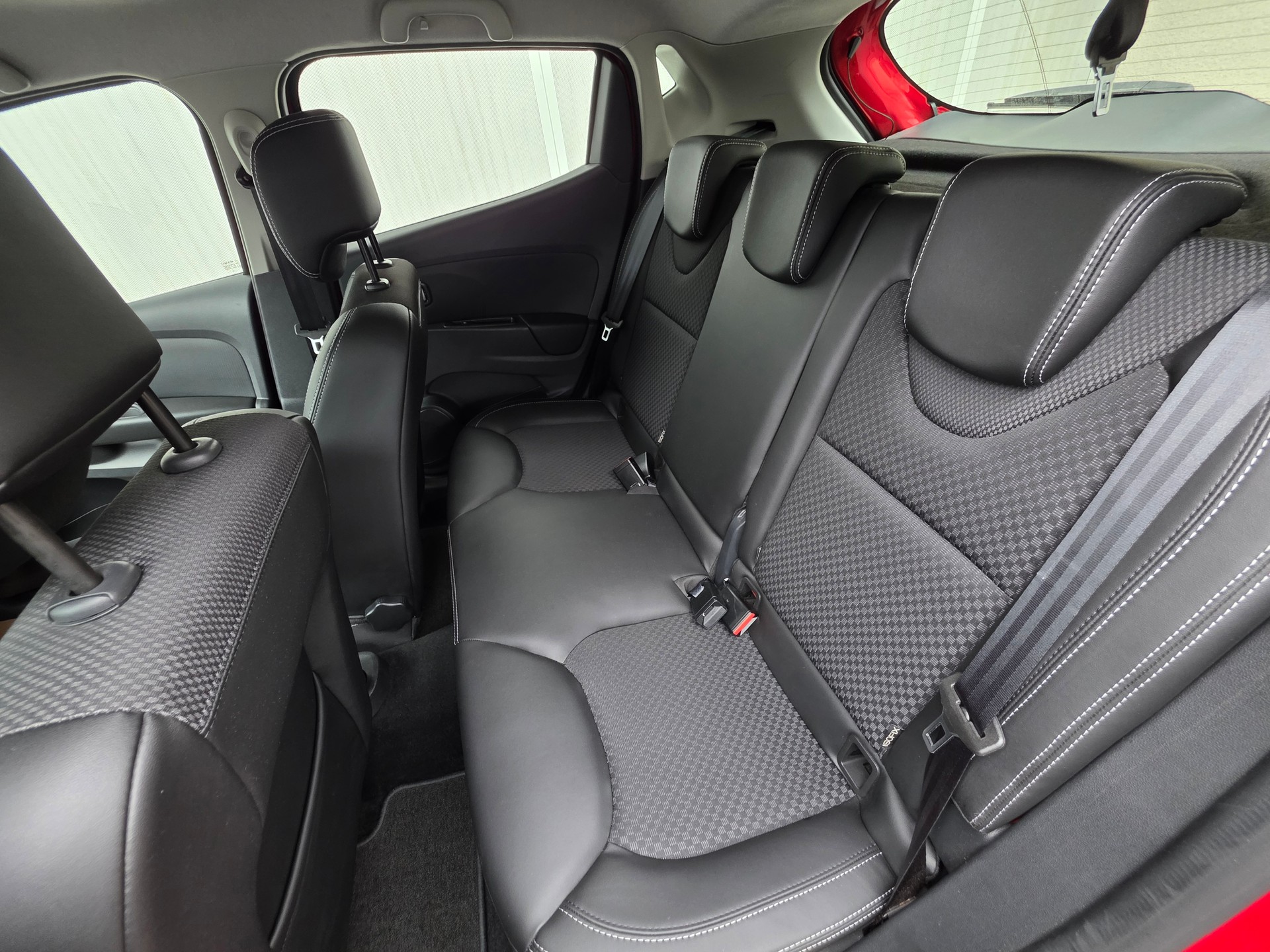 RENAULT Clio 0.9 12V Intens-image-4