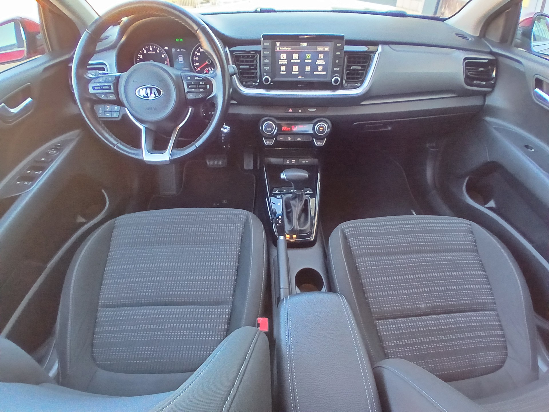 KIA Stonic 1.0 T-GDi-image-12