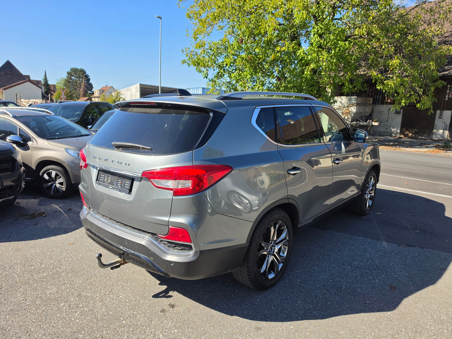 KGM-SsangYong Rexton RX220 e-XDi Quartz 4WD-image-3