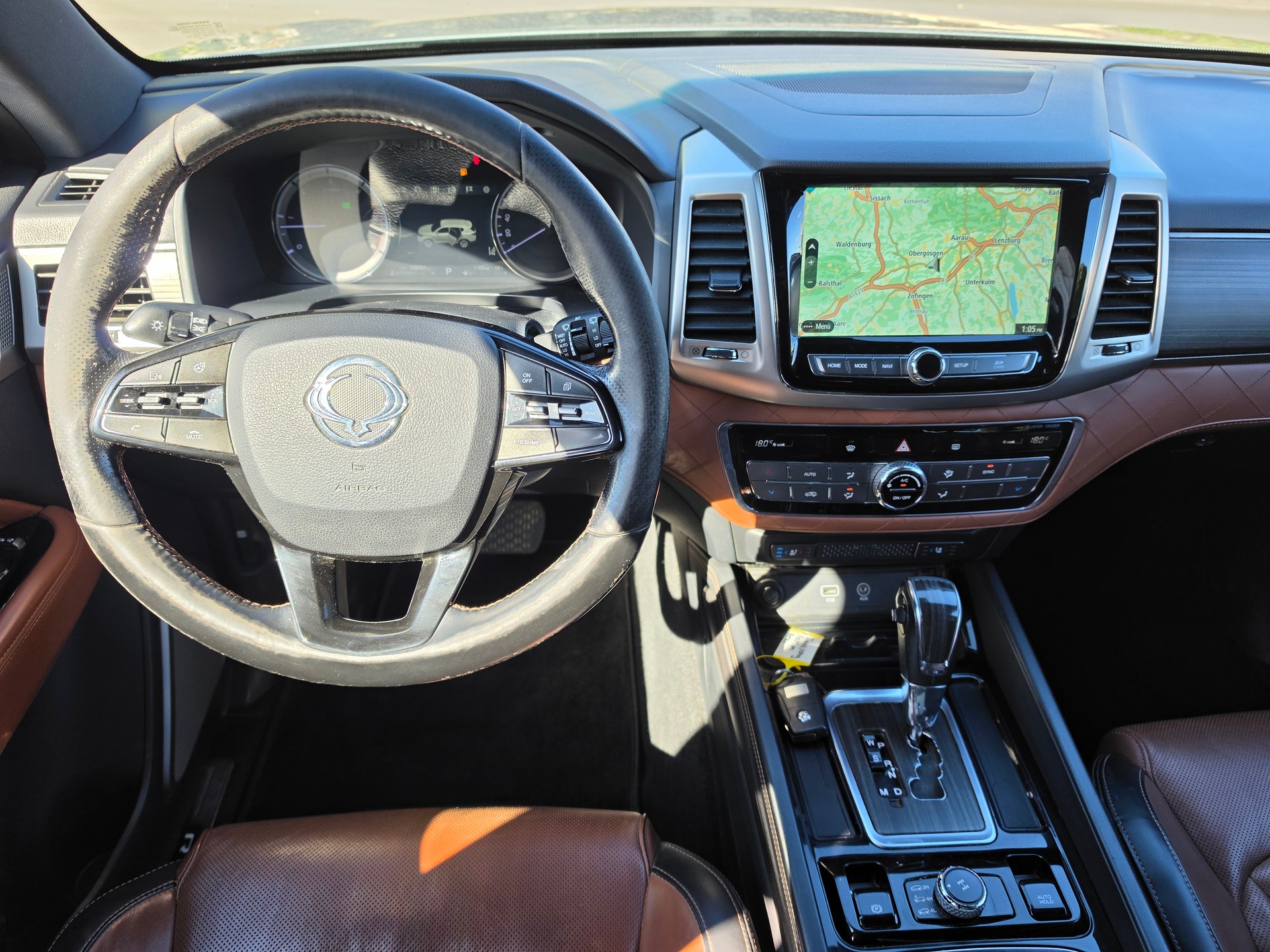 KGM-SsangYong Rexton RX220 e-XDi Quartz 4WD-image-12