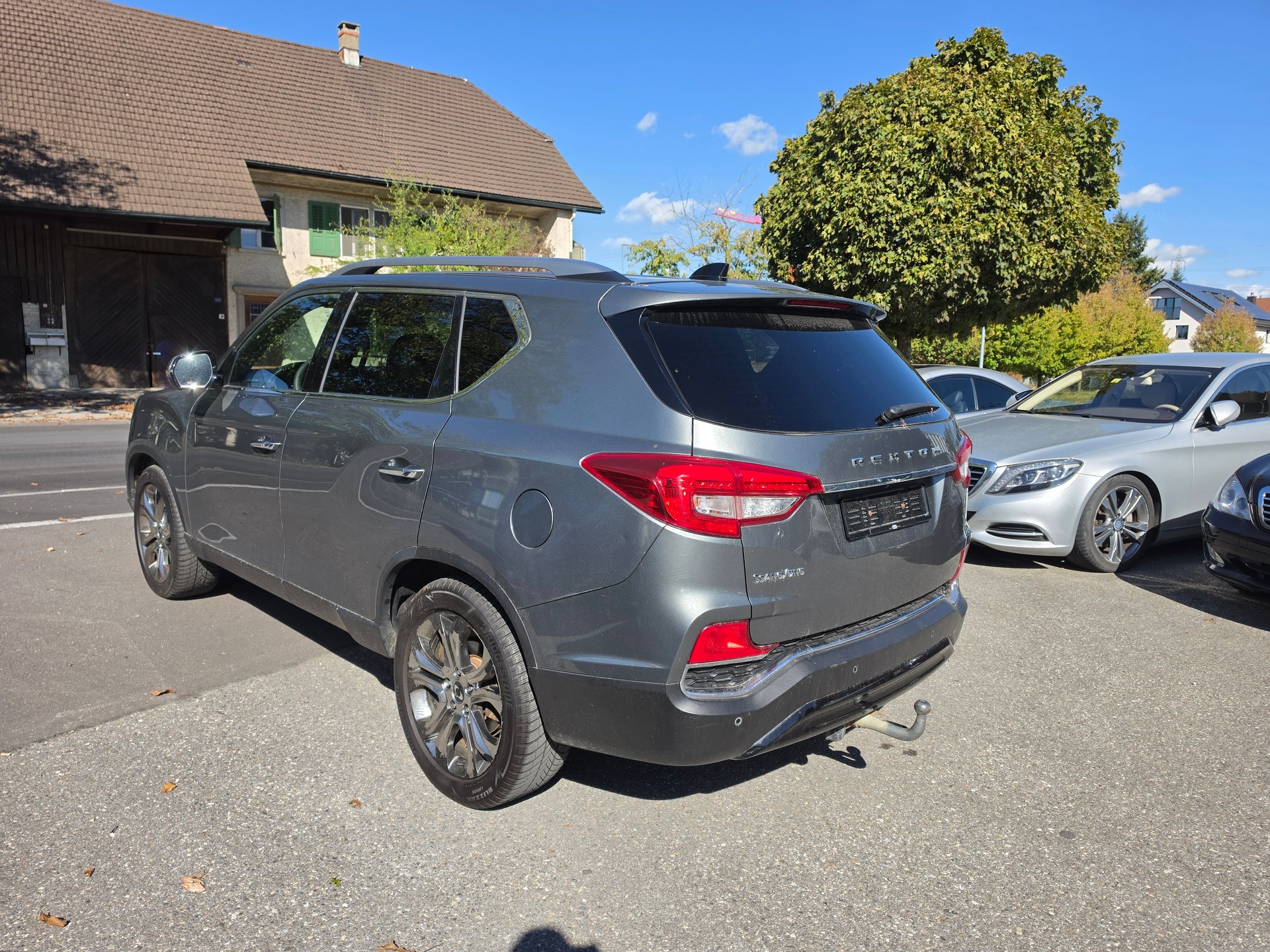 KGM-SsangYong Rexton RX220 e-XDi Quartz 4WD-image-2