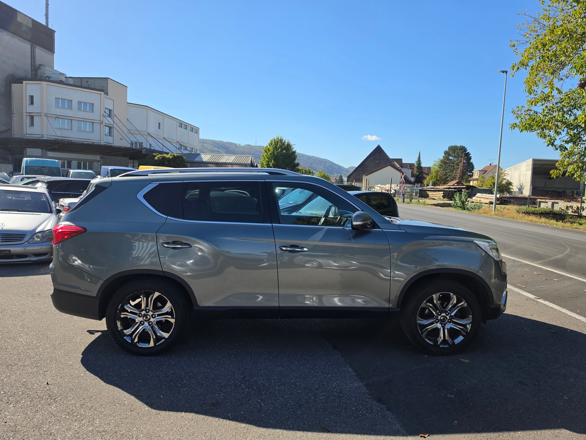 KGM-SsangYong Rexton RX220 e-XDi Quartz 4WD-image-4