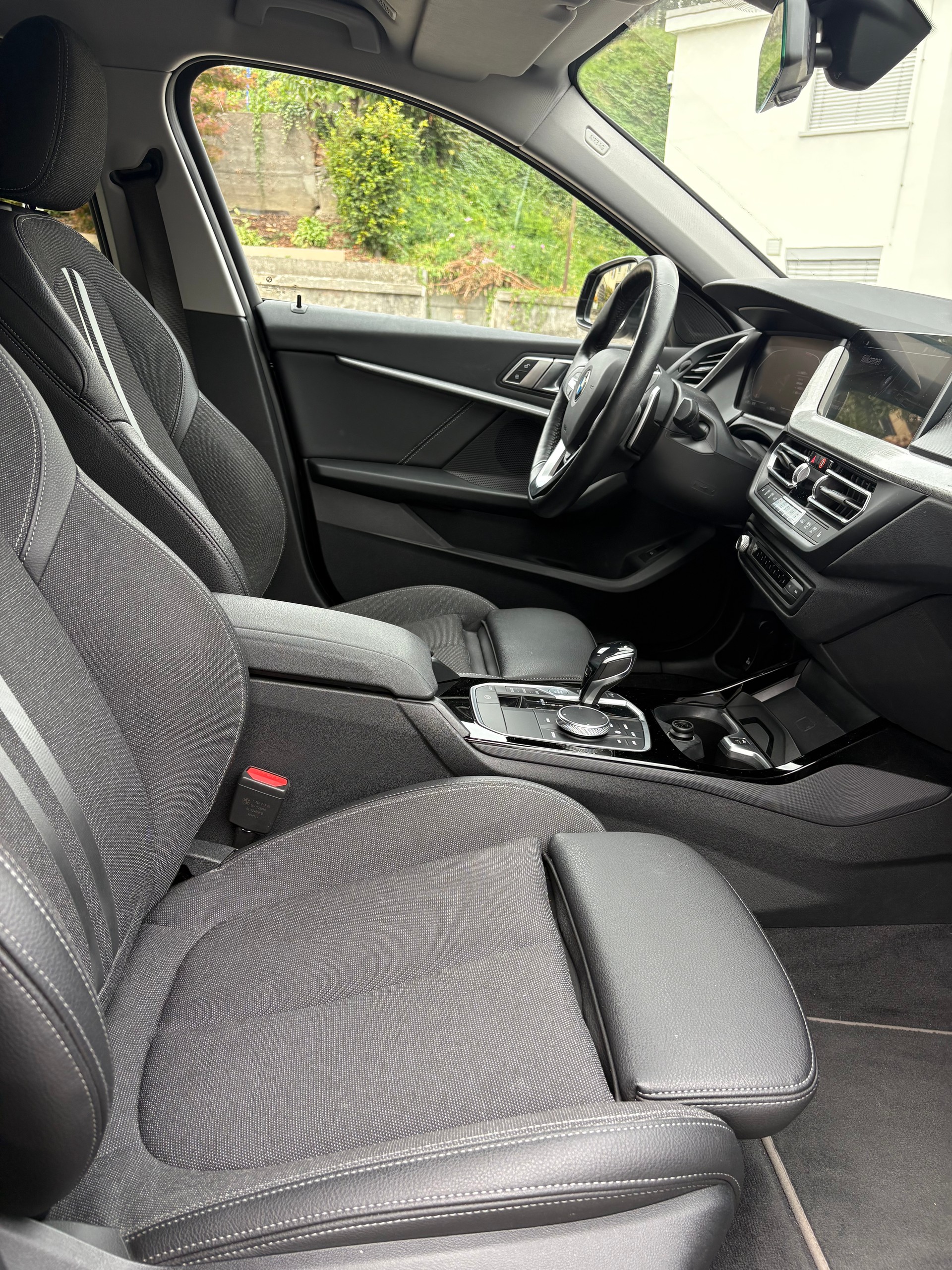 BMW 120d xDrive Steptronic-image-7
