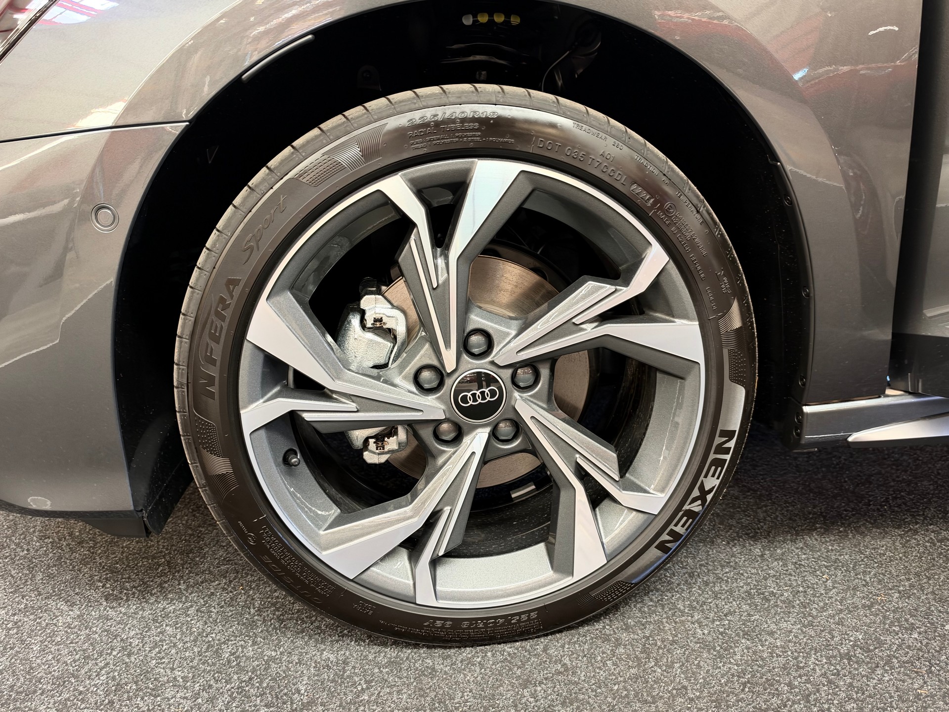 AUDI A3 Sportback 35 TFSI S line S-tronic-image-12