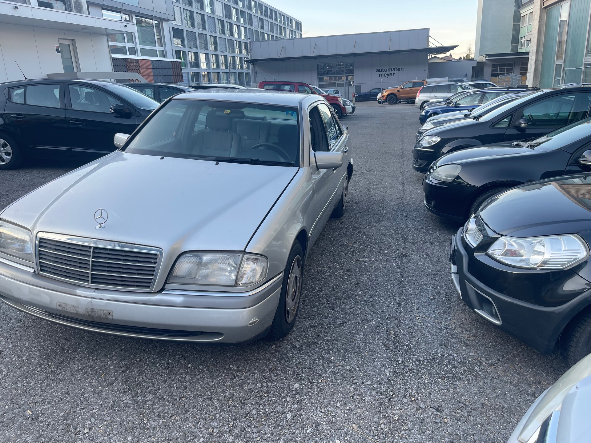 MERCEDES-BENZ C 220 Elégance-image-2