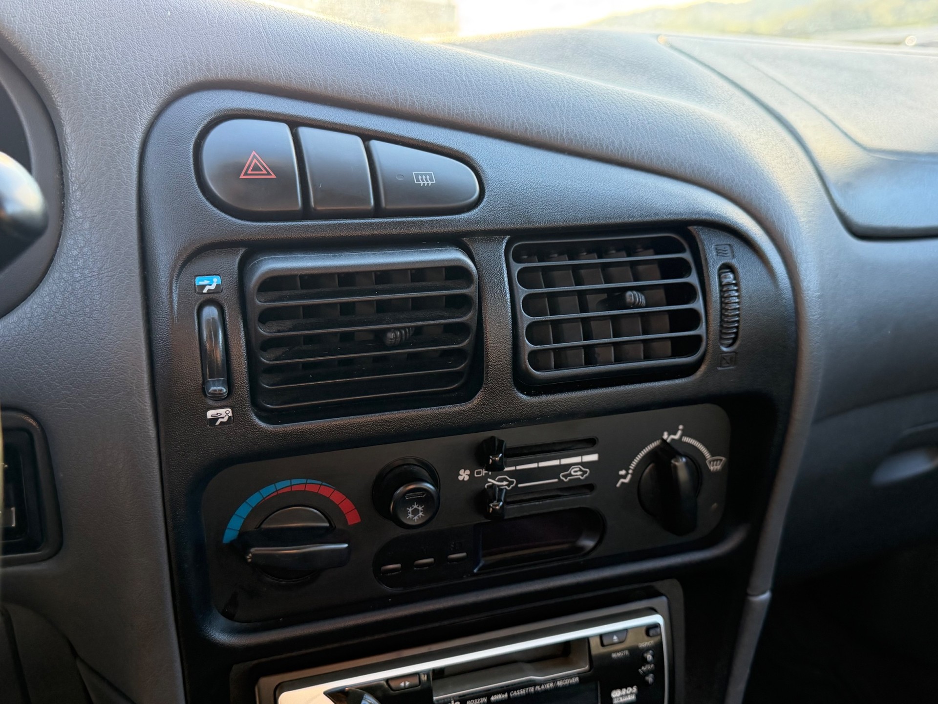 MITSUBISHI Lancer 1.6 GLX Edition4x4-image-20