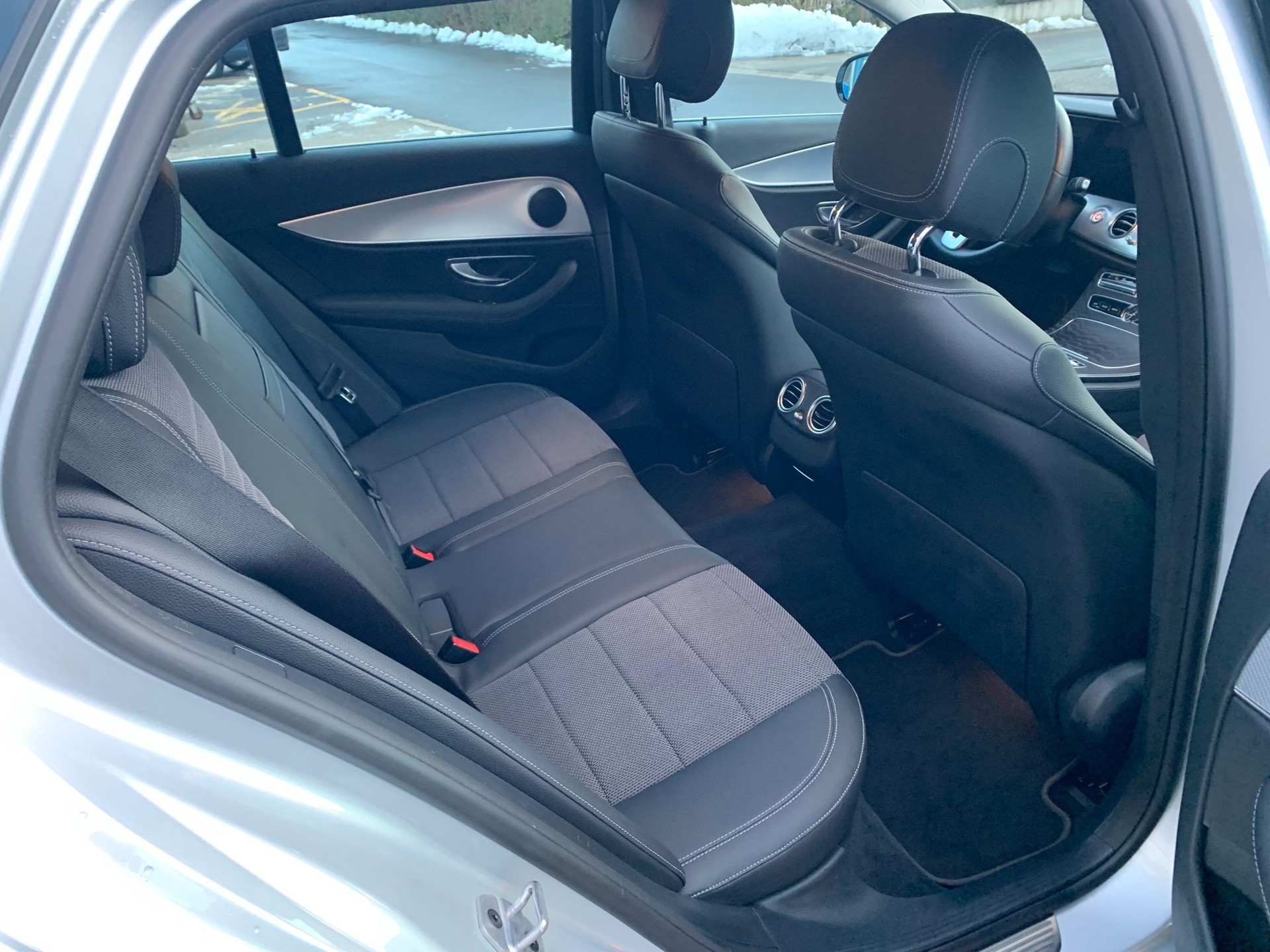 MERCEDES-BENZ E 220 d All-Terrain Avantgarde 4Matic 9G-Tronic-image-13