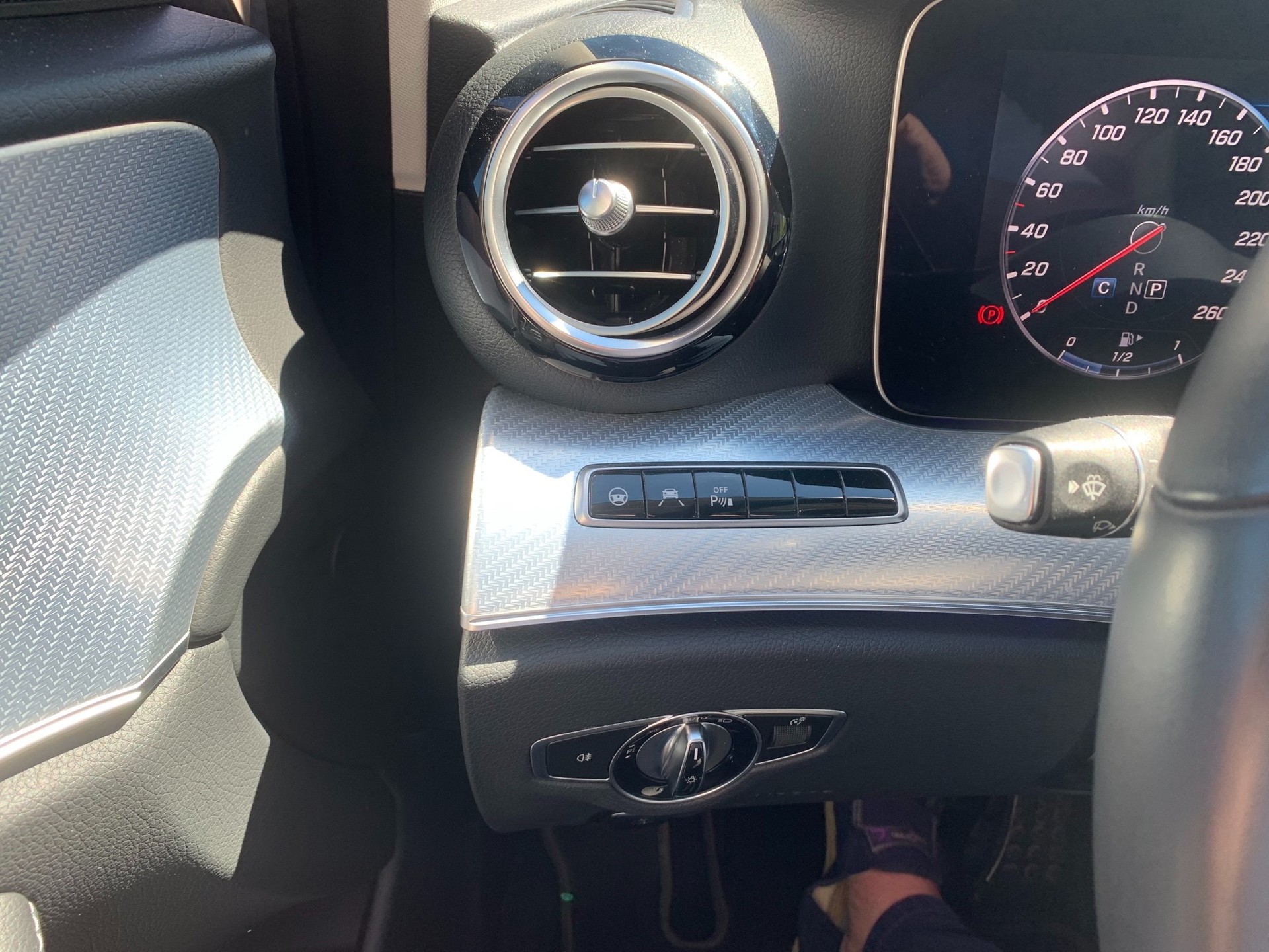 MERCEDES-BENZ E 220 d All-Terrain Avantgarde 4Matic 9G-Tronic-image-15