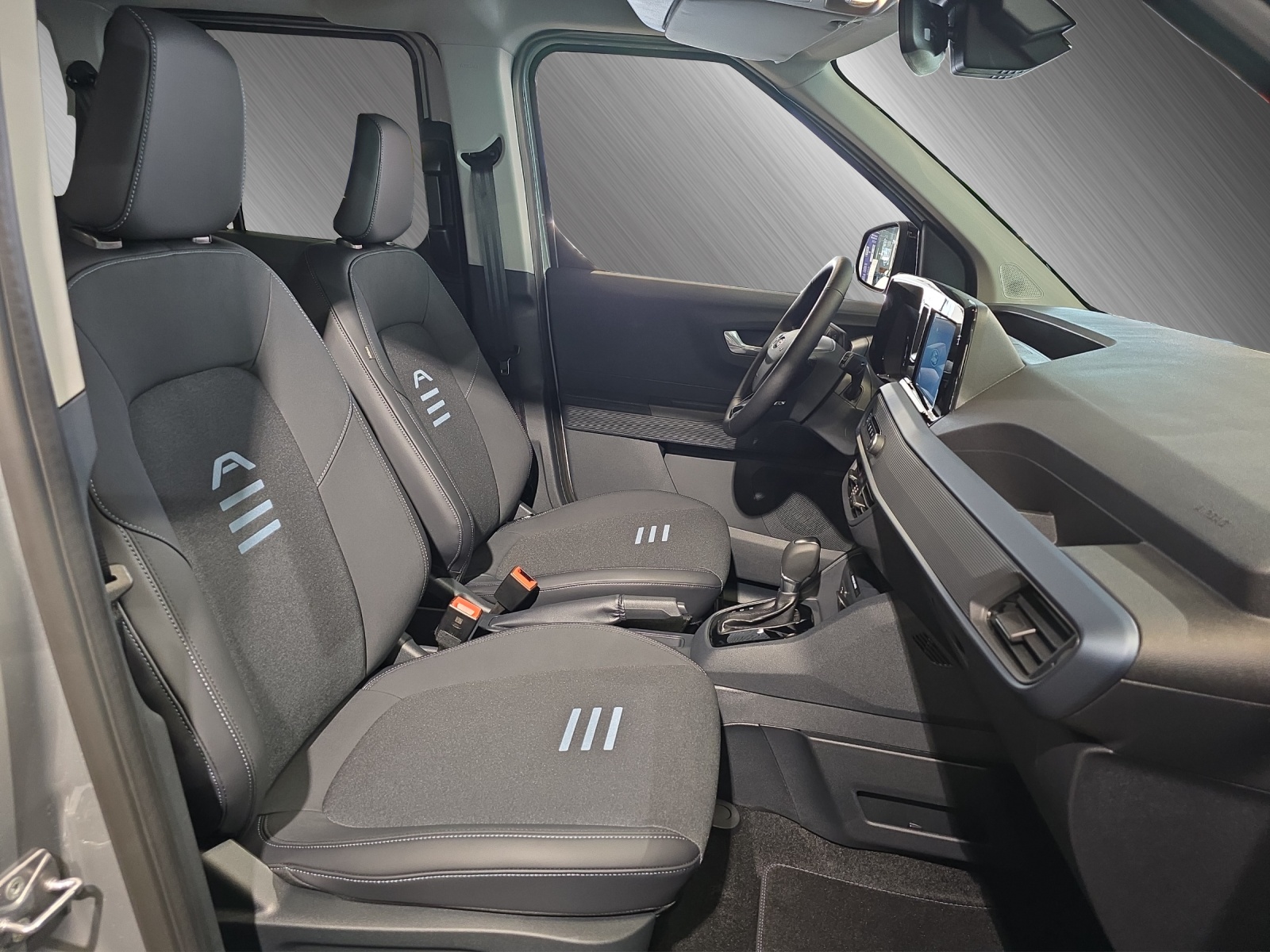 FORD TOURNEO COURIERier 1.0 EcoBoost Active-image-8