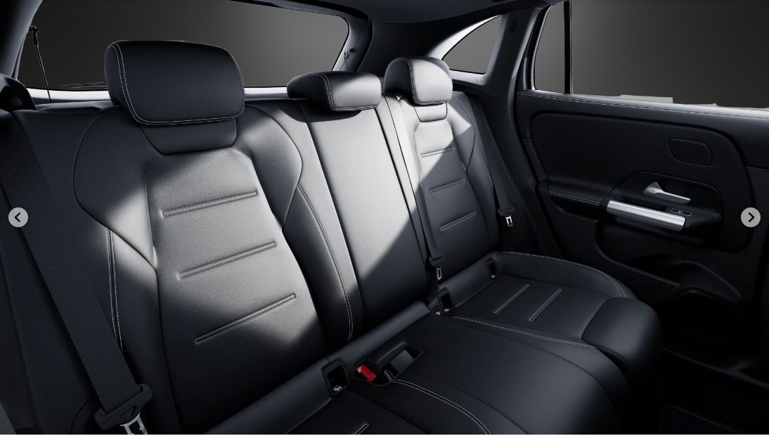 MERCEDES-BENZ GLA AMG 35 4Matic 8G-DCT-image-10