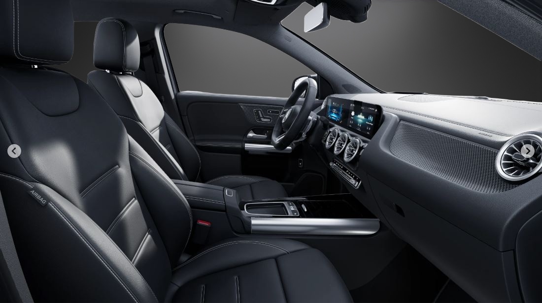 MERCEDES-BENZ GLA AMG 35 4Matic 8G-DCT-image-9