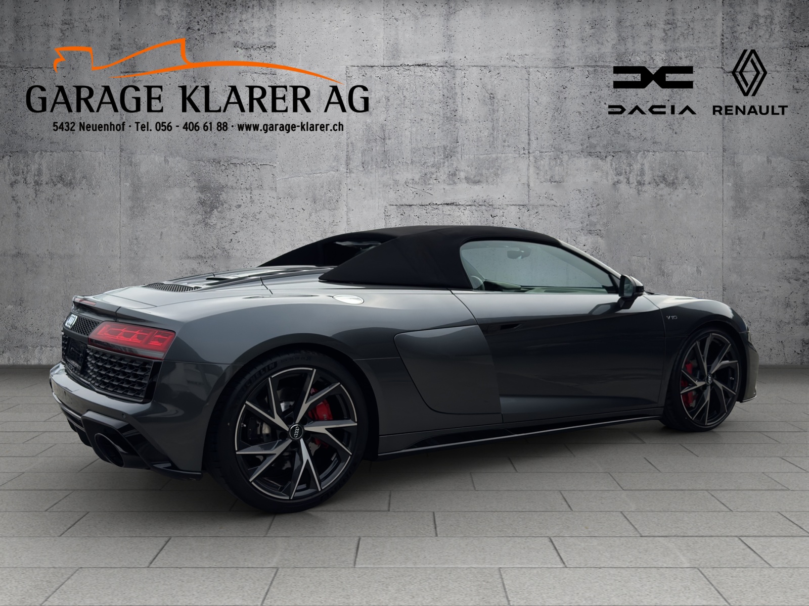 AUDI R8 Spyder RWD S-Tronic-image-14