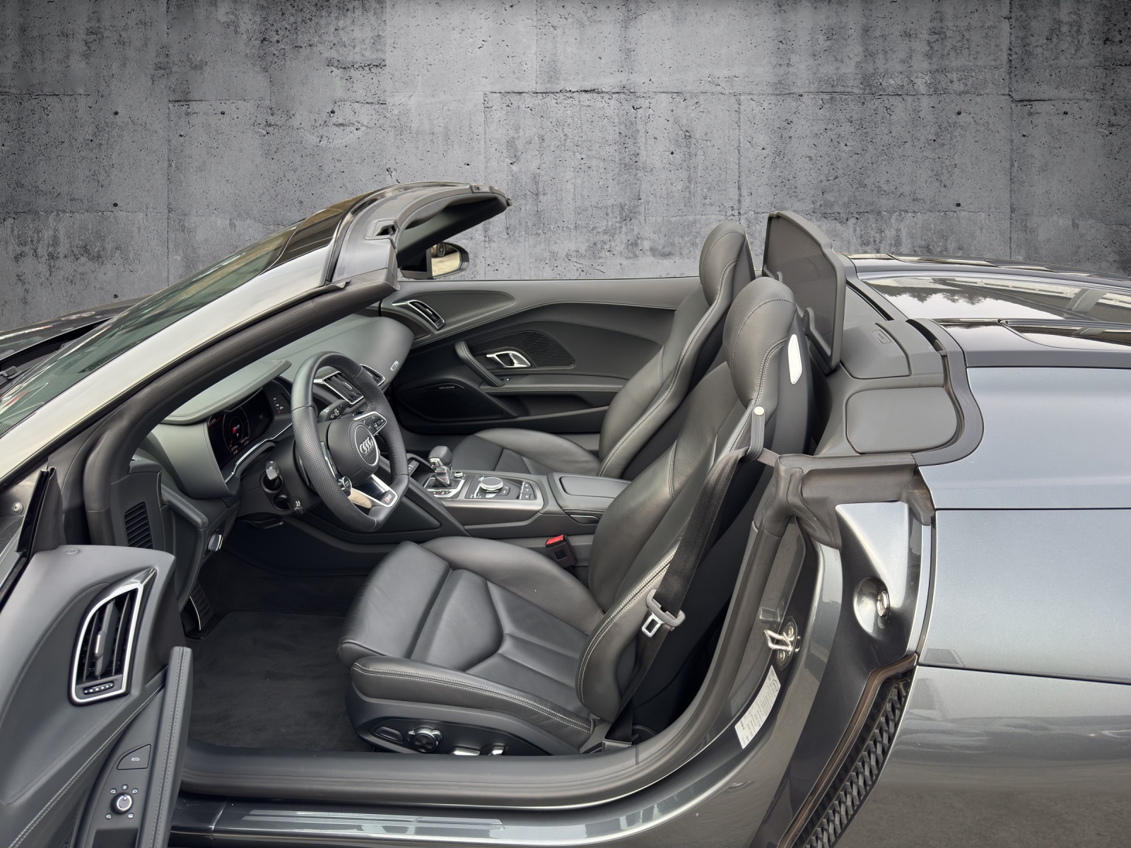AUDI R8 Spyder RWD S-Tronic-image-4