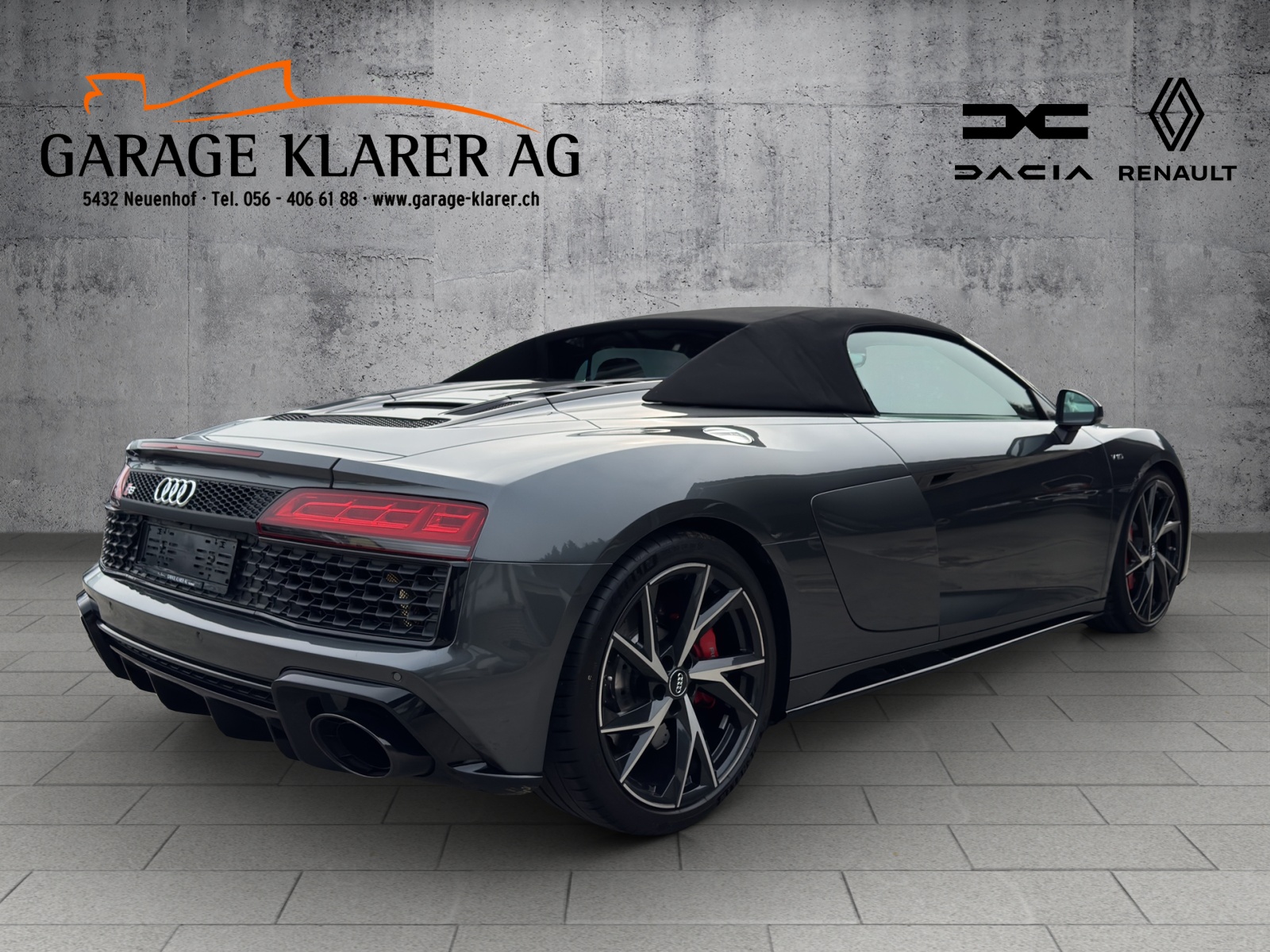 AUDI R8 Spyder RWD S-Tronic-image-2