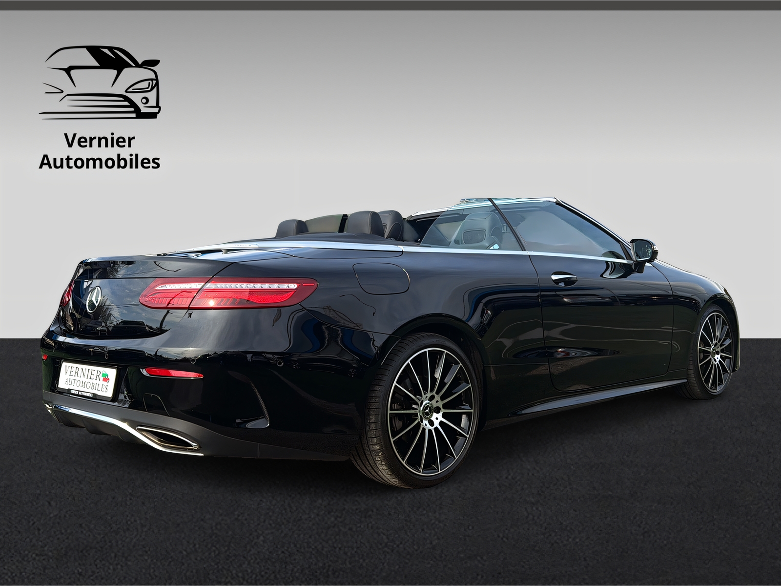 MERCEDES-BENZ E 300 Cabriolet AMG Line 9G-Tronic-image-5