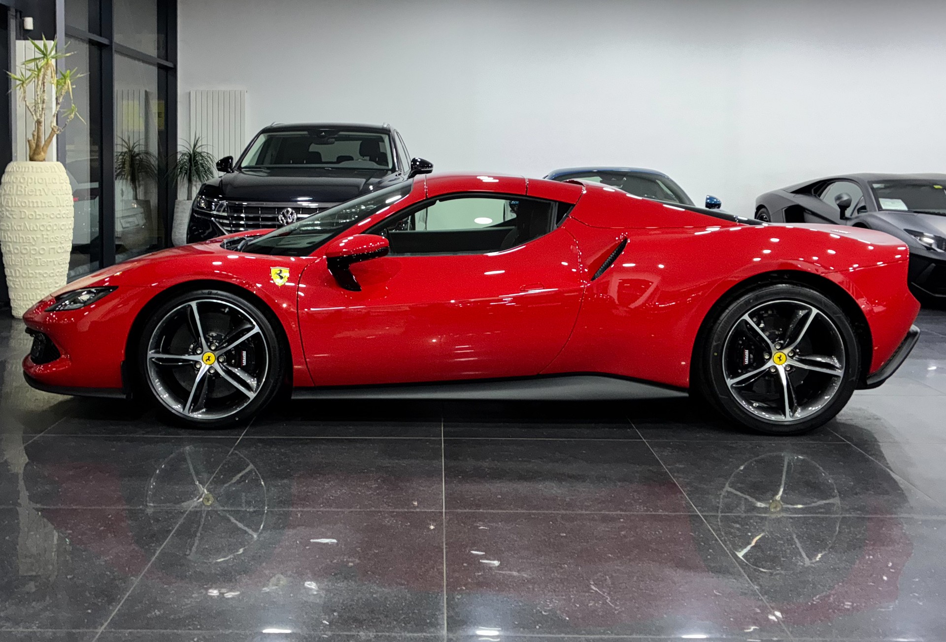 FERRARI 296 GTS-image-4