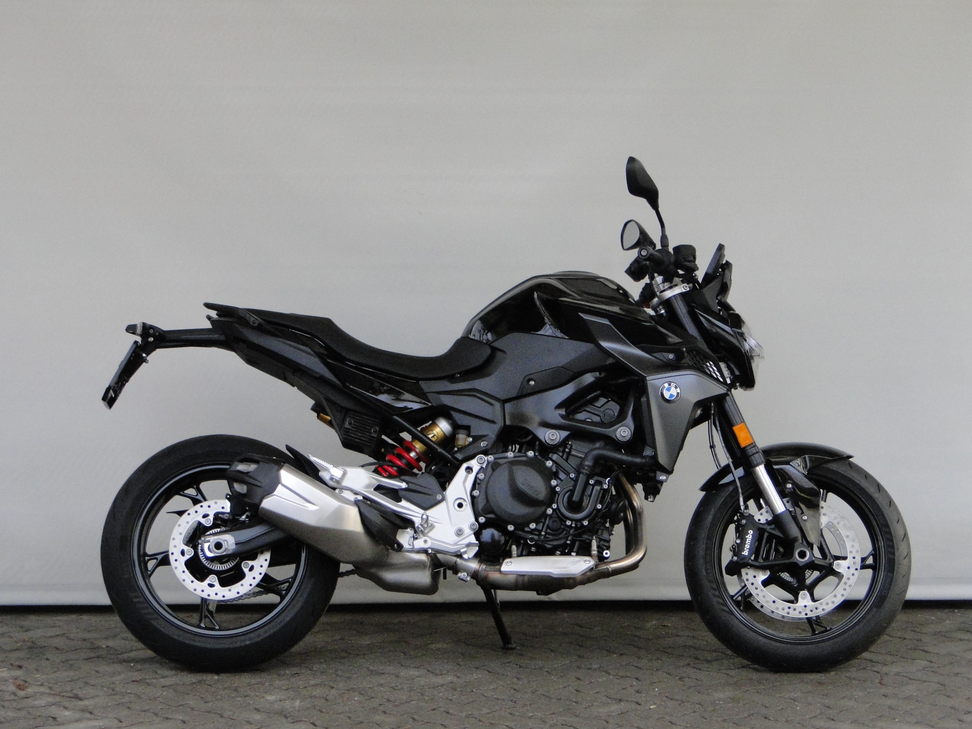 BMW F 900 R-image-1