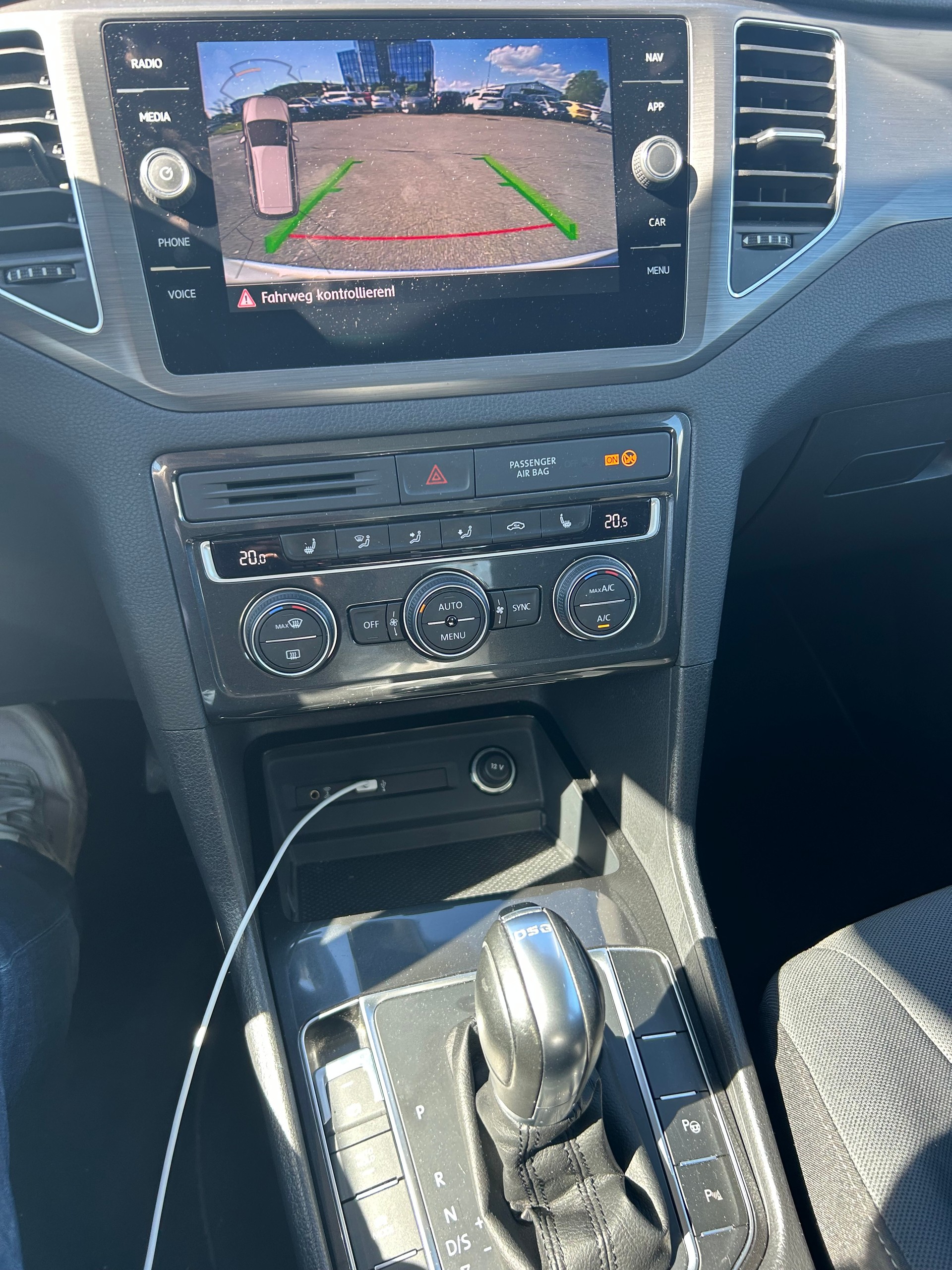 VW Golf Sportsvan 1.5 TSI EVO Highline DSG-image-3