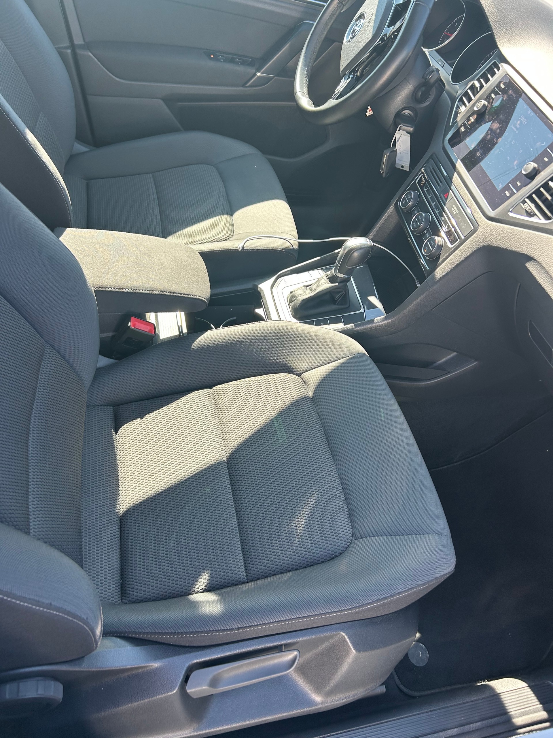 VW Golf Sportsvan 1.5 TSI EVO Highline DSG-image-1
