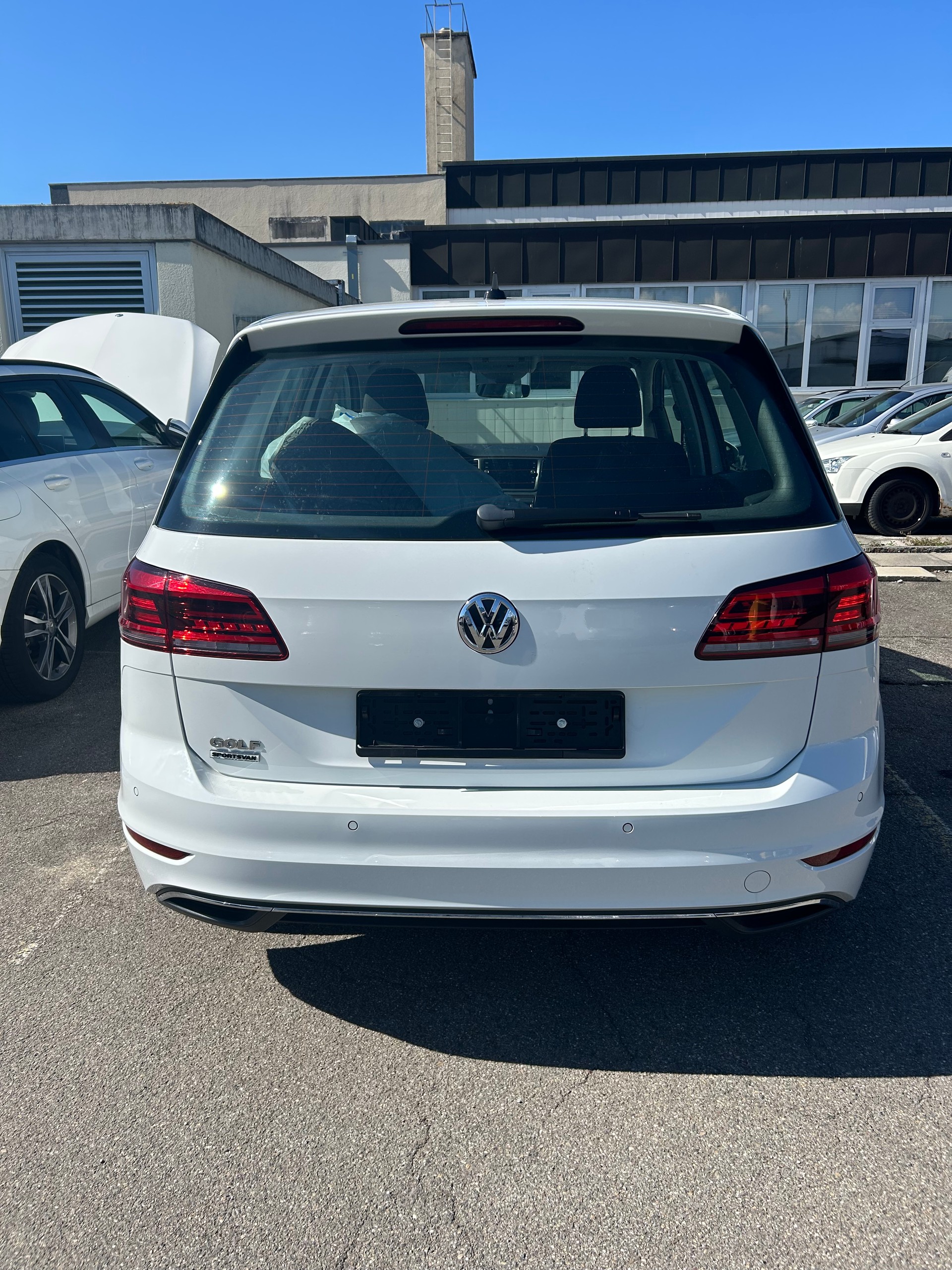 VW Golf Sportsvan 1.5 TSI EVO Highline DSG-image-14