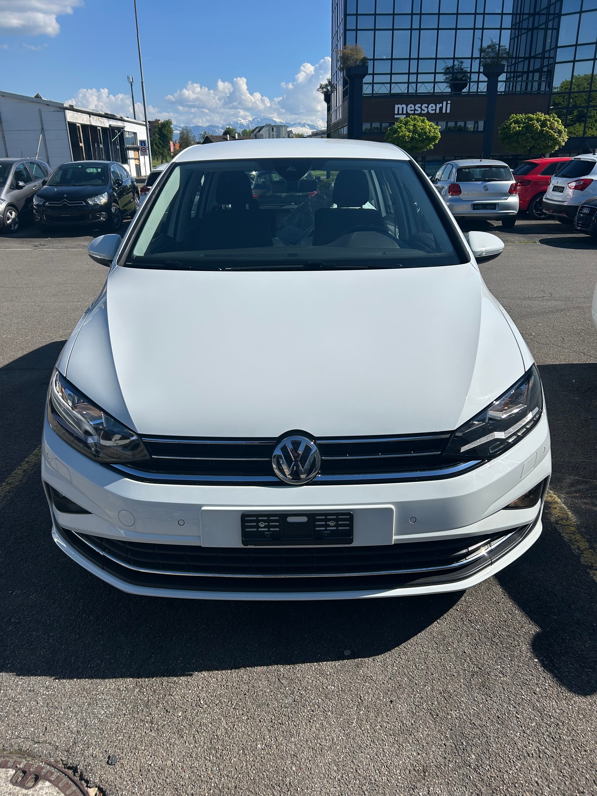 VW Golf Sportsvan 1.5 TSI EVO Highline DSG-image-12